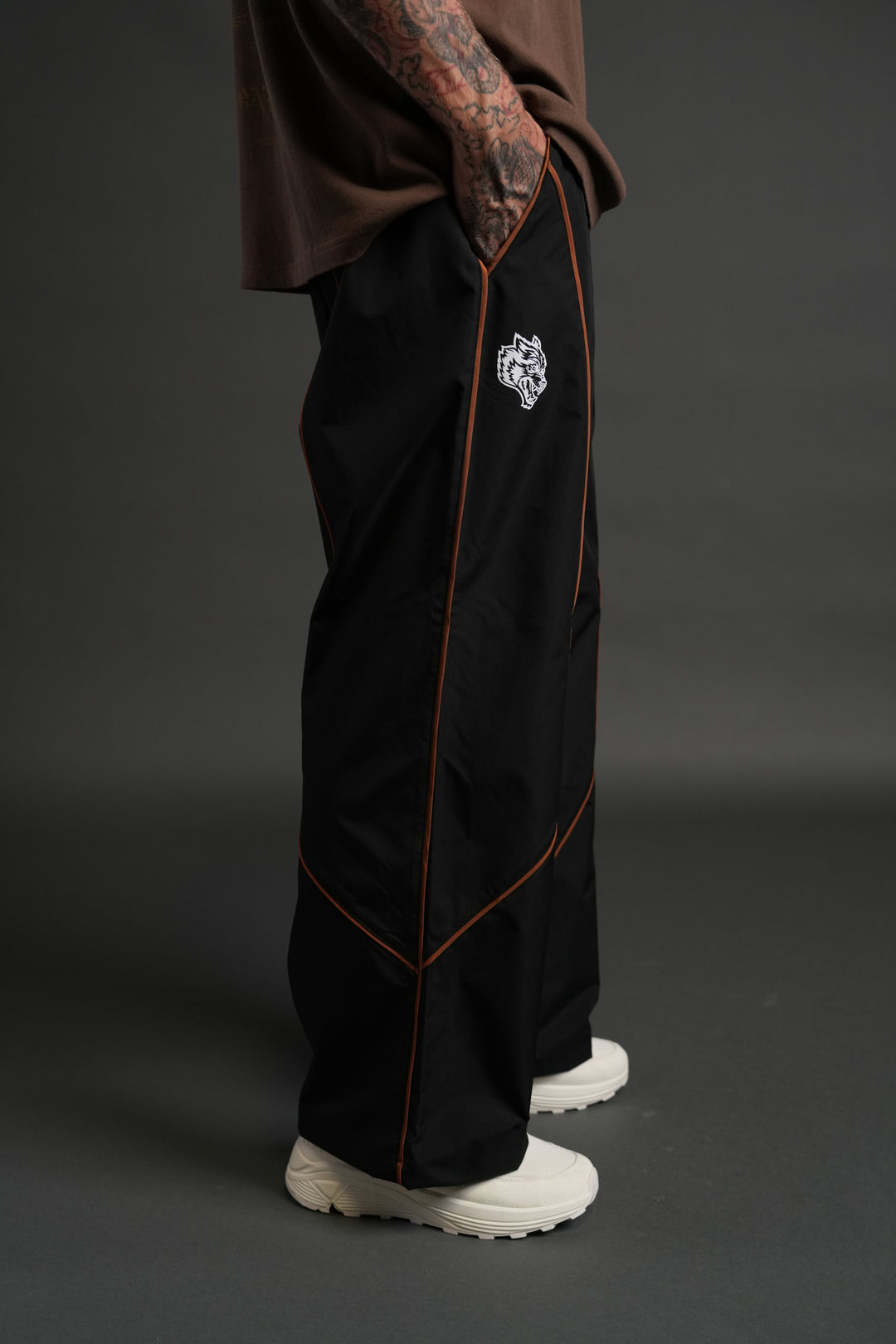 Dual Wolf Men's Quinn Track Pants in Black/Desert