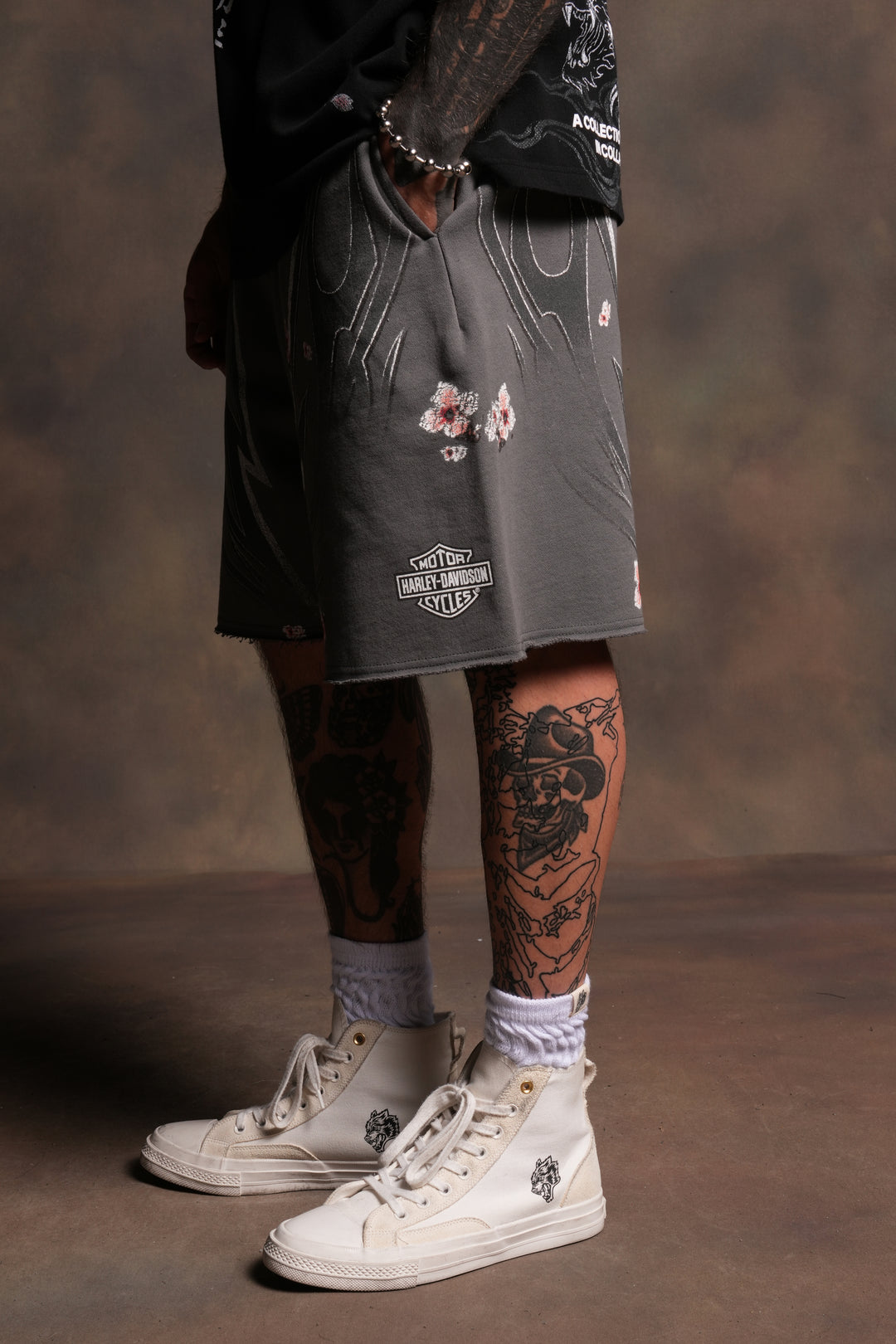 Iron Sakura Grunge Oversized Raw Hem Post Lounge Sweat Shorts in Slate Gray
