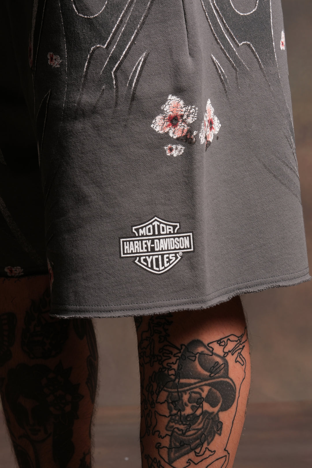 Iron Sakura Grunge Oversized Raw Hem Post Lounge Sweat Shorts in Slate Gray