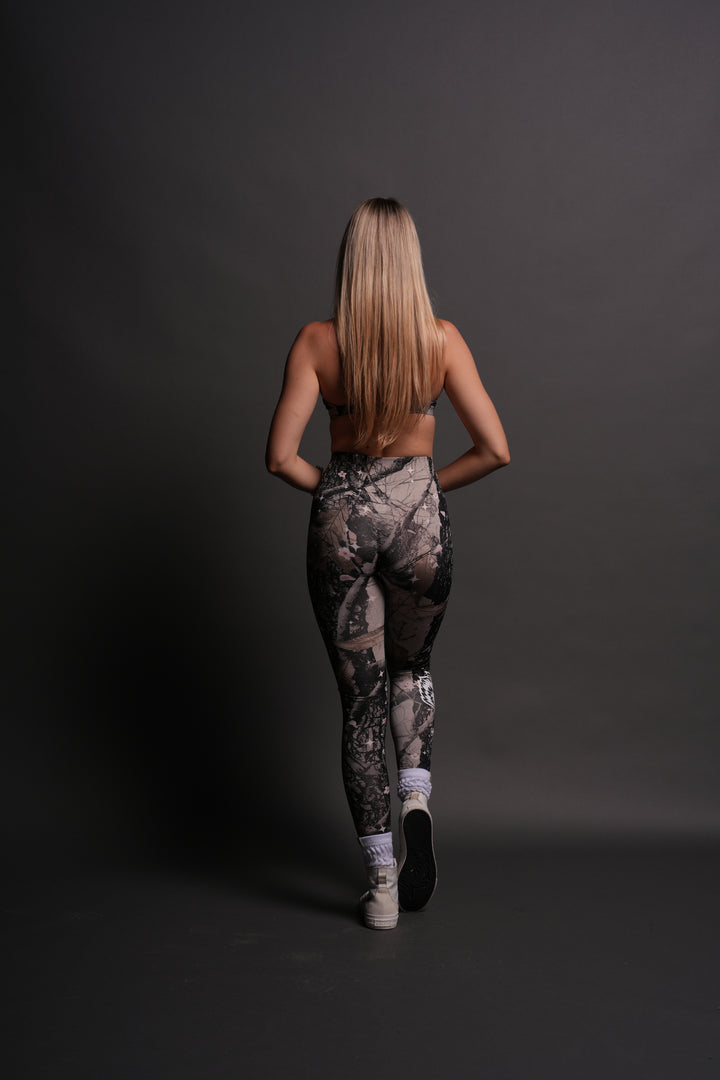 Big Wolf "Everson" Huxley Scrunch Leggings in Starry Blossom Woodland Camo