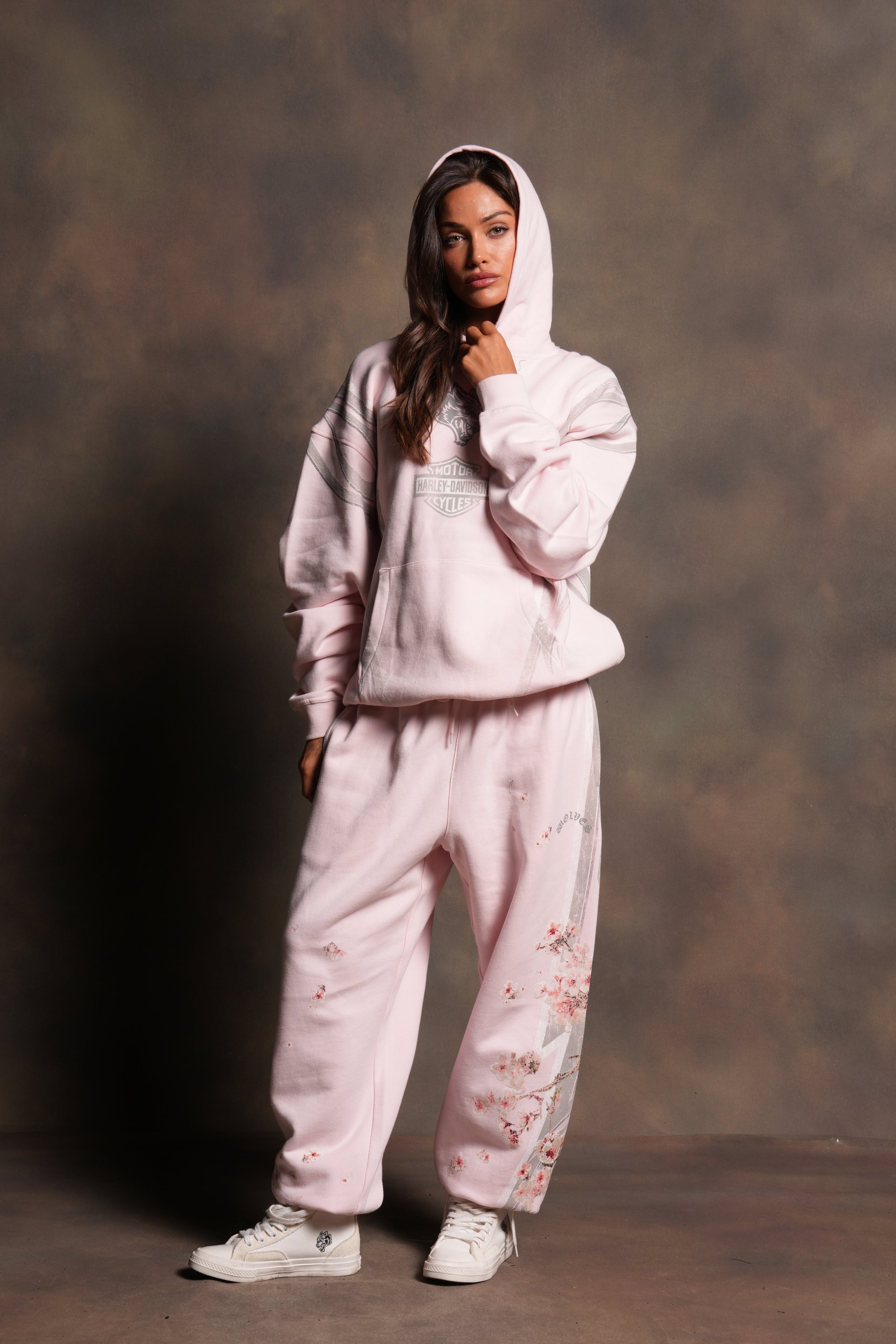 Iron Sakura Lightweight Lounger Sweat Pants in Blush Pink – DarcSport