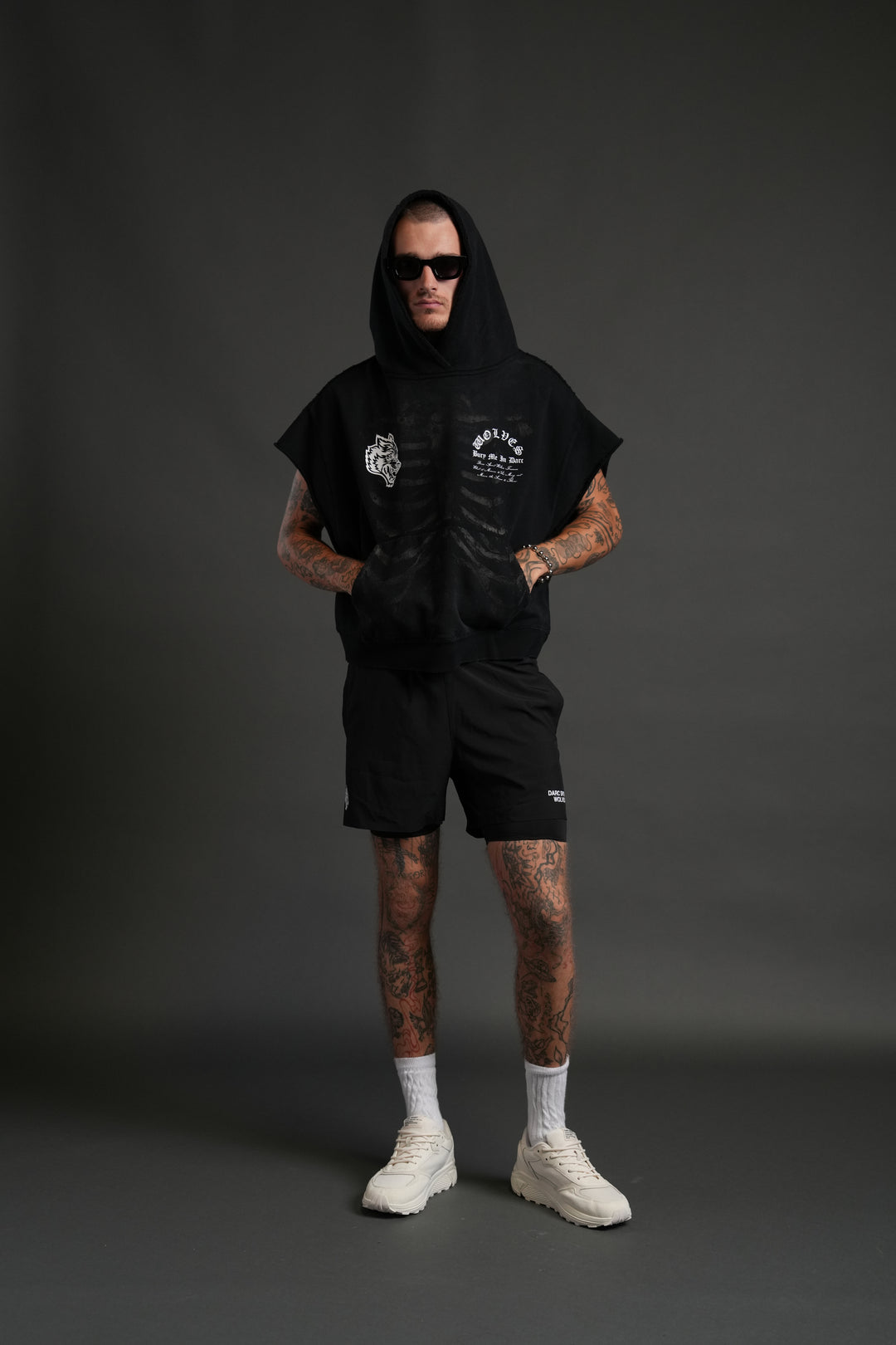 Bones Destroyed Grunge Gage Cap Sleeve Hoodie in Black Drift Wash