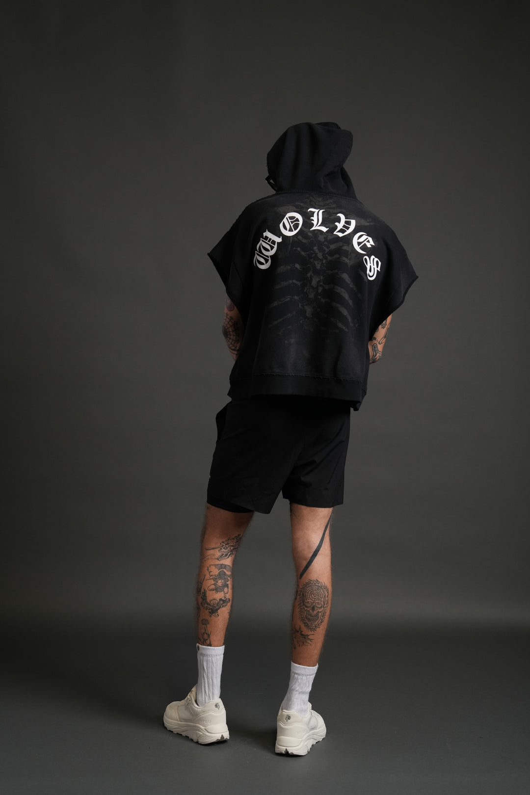 Bones Destroyed Grunge Gage Cap Sleeve Hoodie in Black Drift Wash