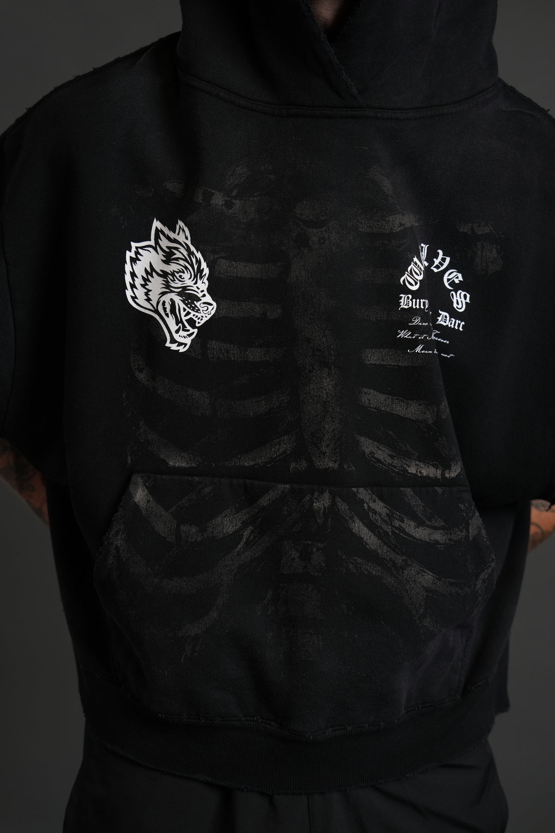Bones Destroyed Grunge Gage Cap Sleeve Hoodie in Black Drift Wash