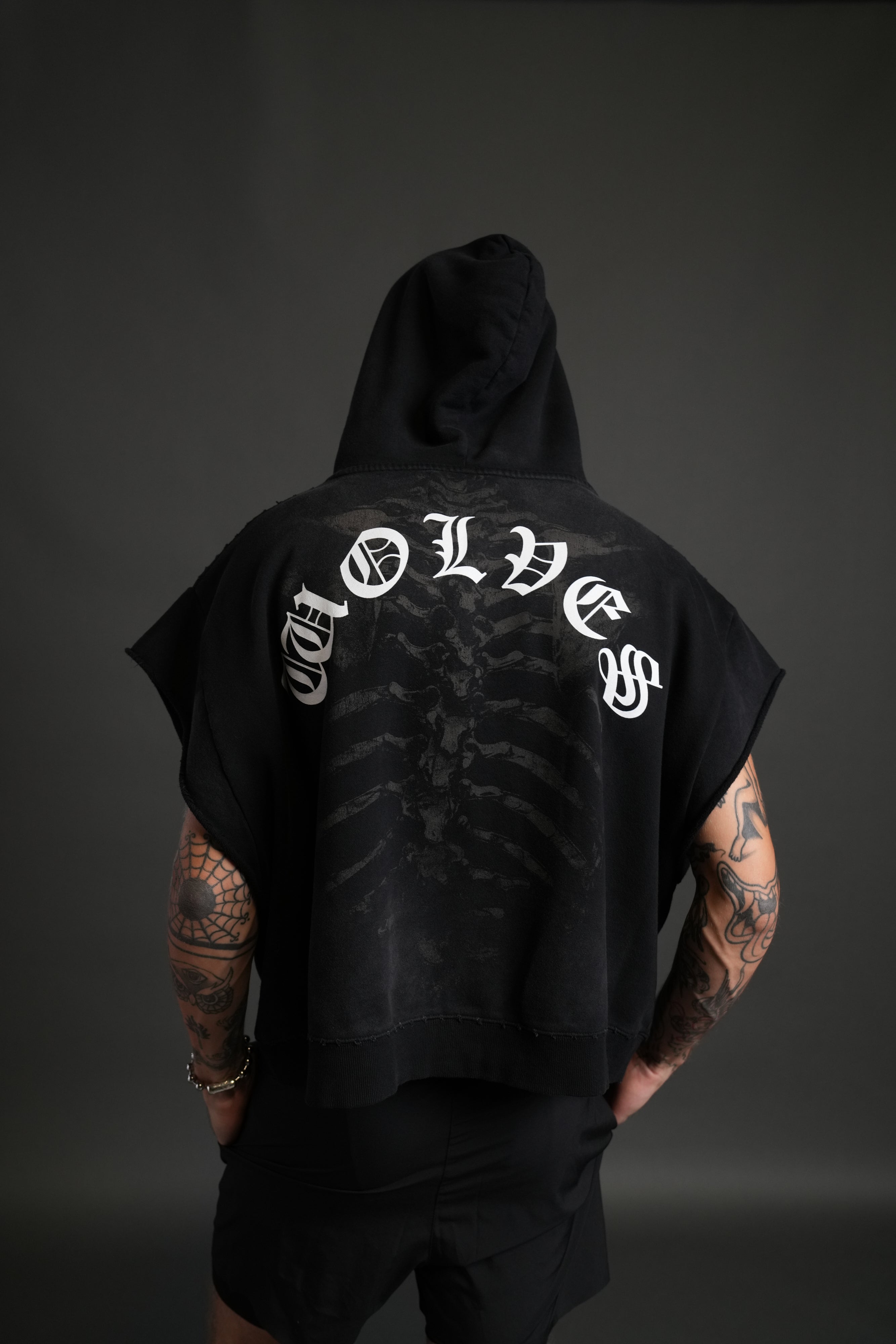 Bones Destroyed Grunge Gage Cap Sleeve Hoodie in Black Drift Wash