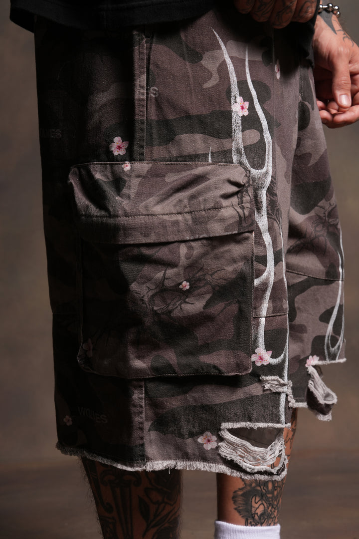 Darc Blossom Duke Cargo Shorts in Warrior In A Garden Green Camo