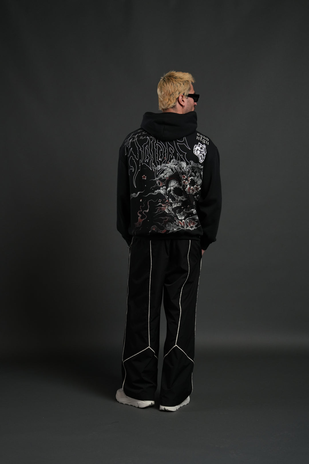 Shonen's Past "Pierce" Hoodie in Black