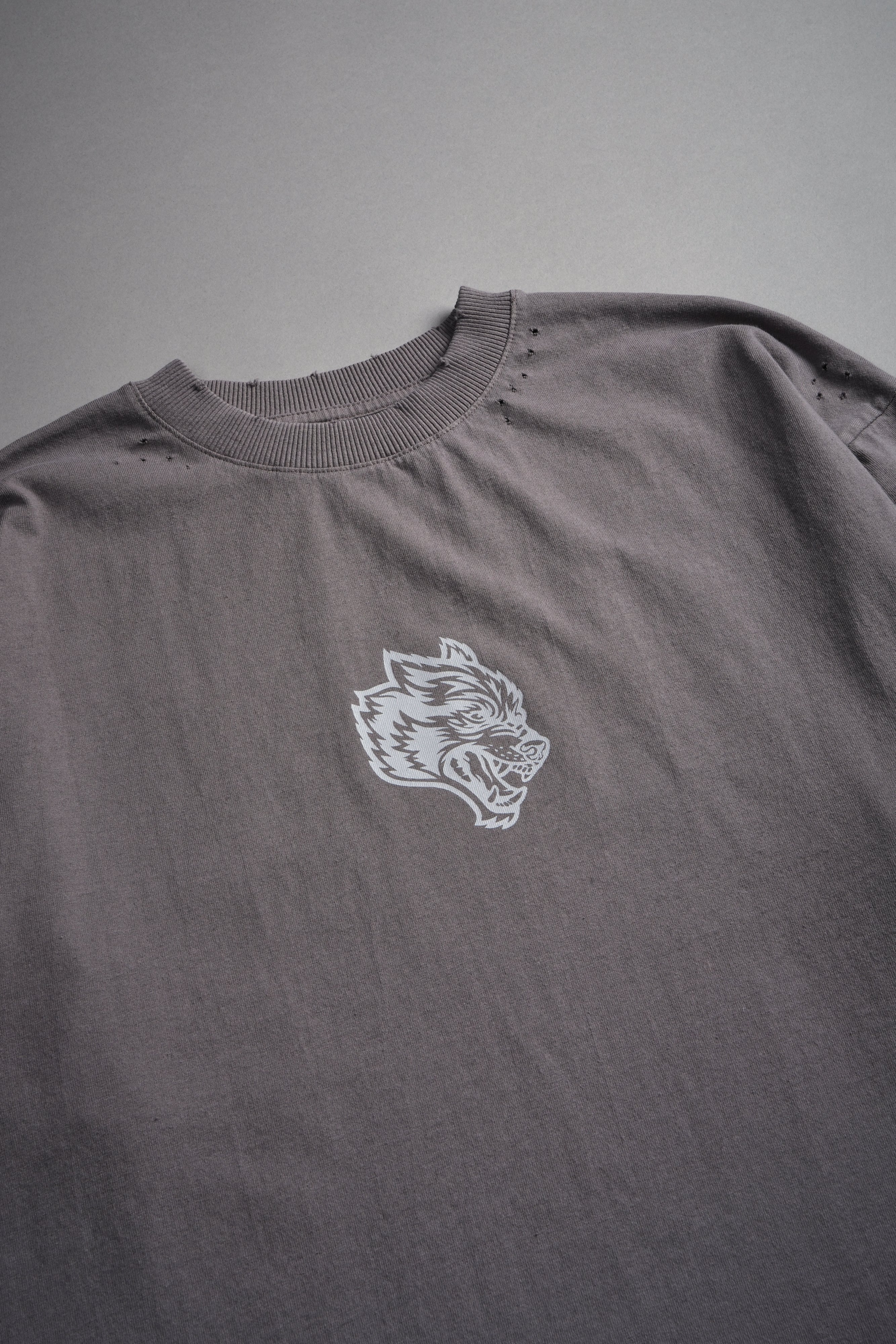 Wolves Oni Cherub Distressed Grunge Unisex Tee in Slate Gray