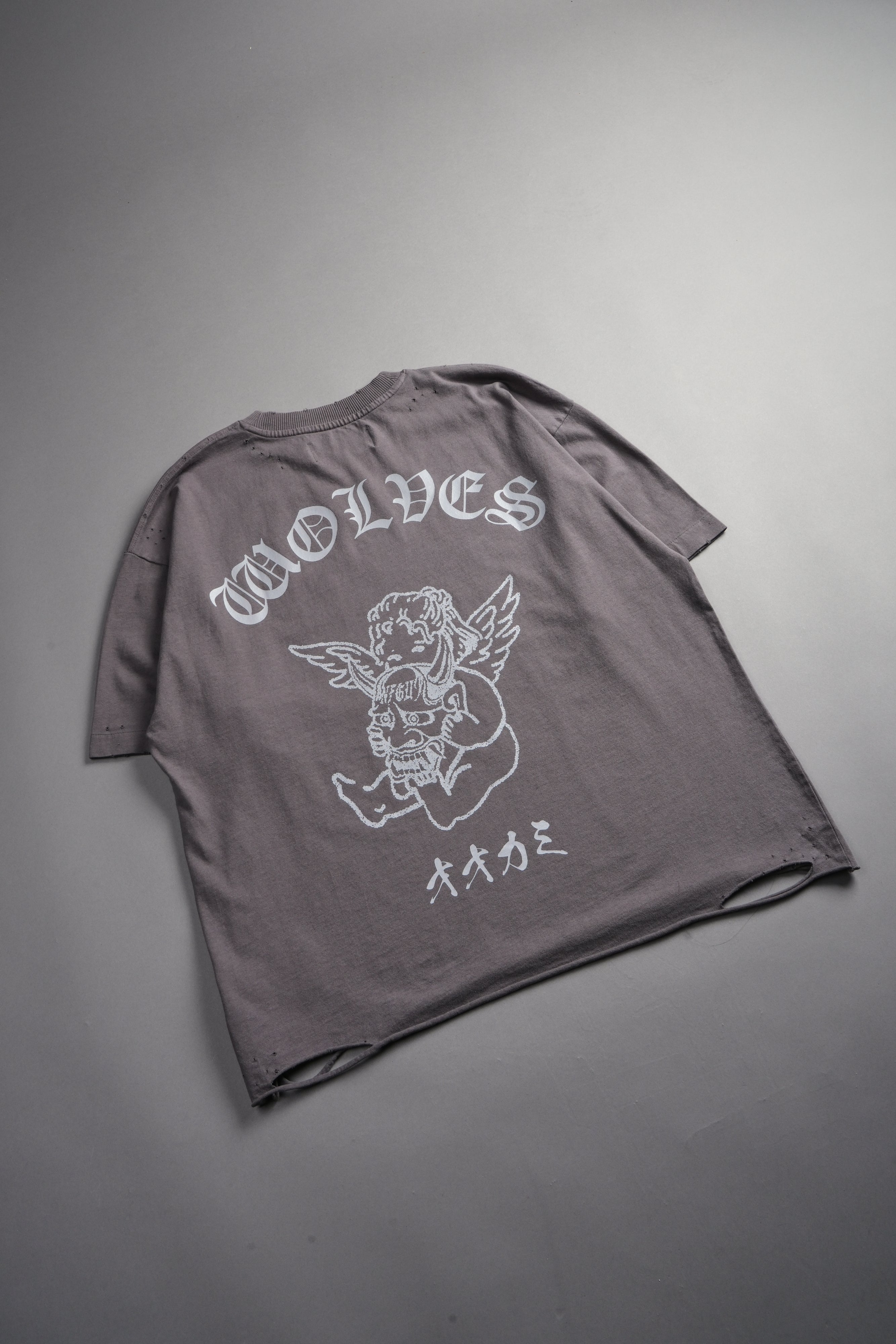 Wolves Oni Cherub Distressed Grunge Unisex Tee in Slate Gray