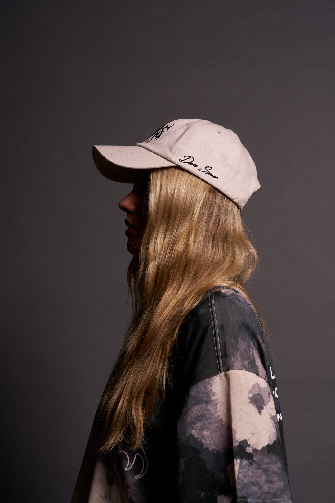 Darc Sport Wolves Dad Hat V2 in Cream