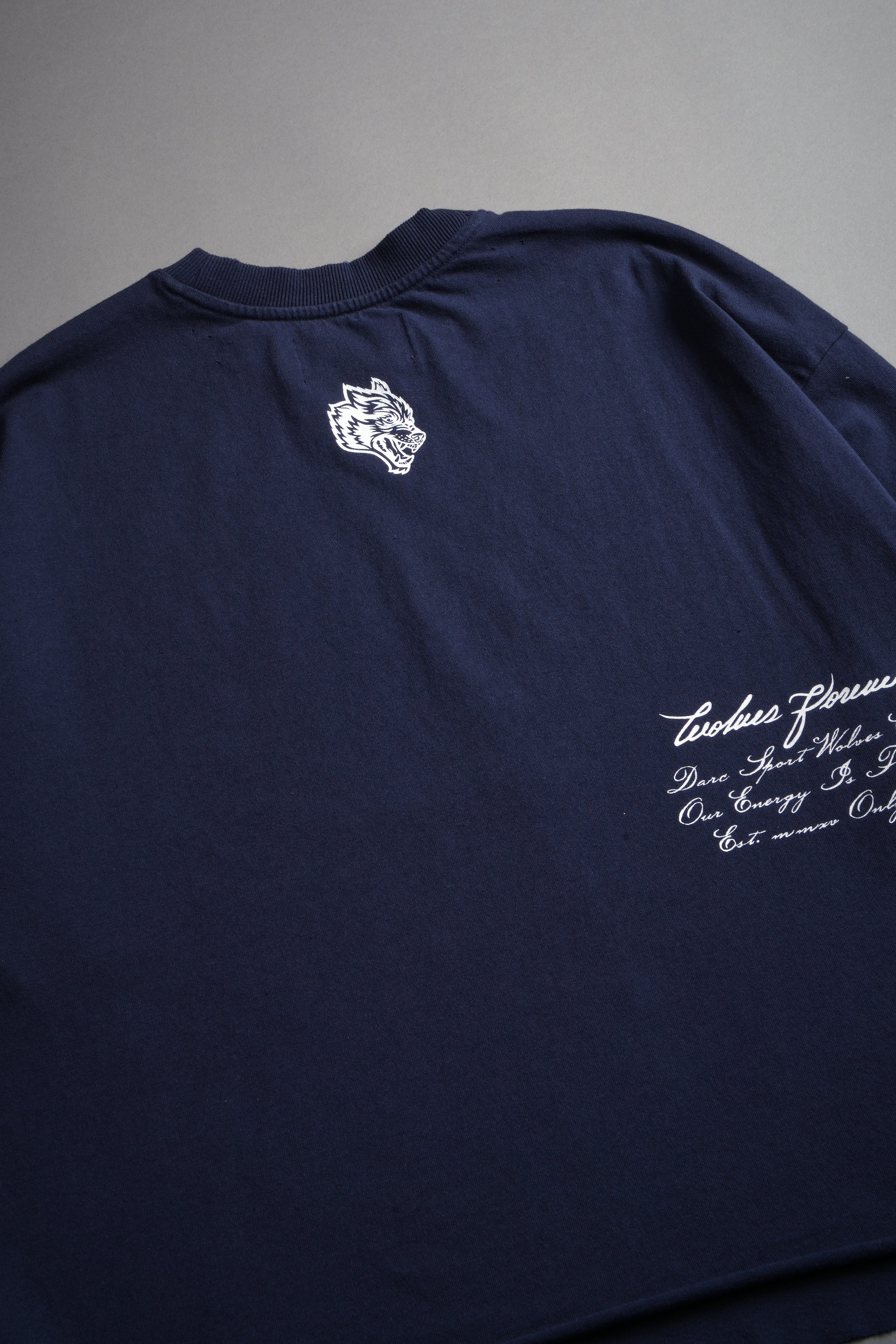 The Great Wave Distressed Grunge Box Cut Tee V2 in Navy