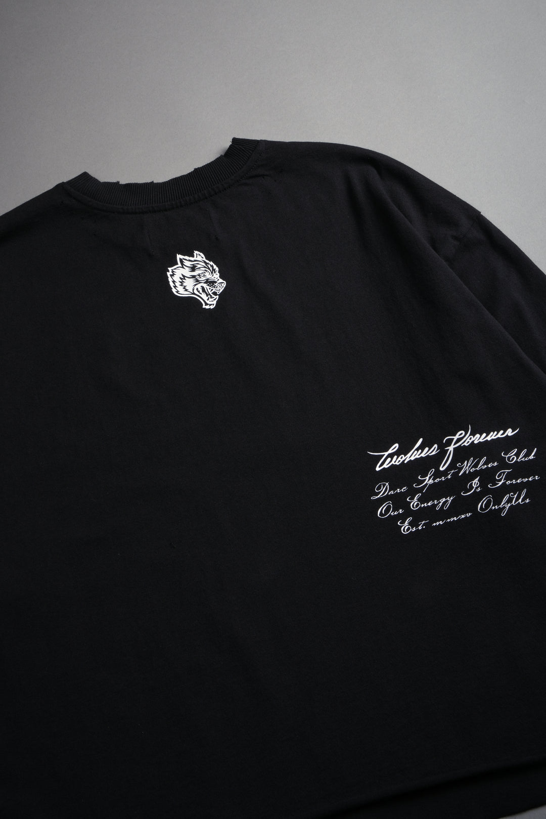 The Great Wave Distressed Grunge Box Cut Tee V2 in Black