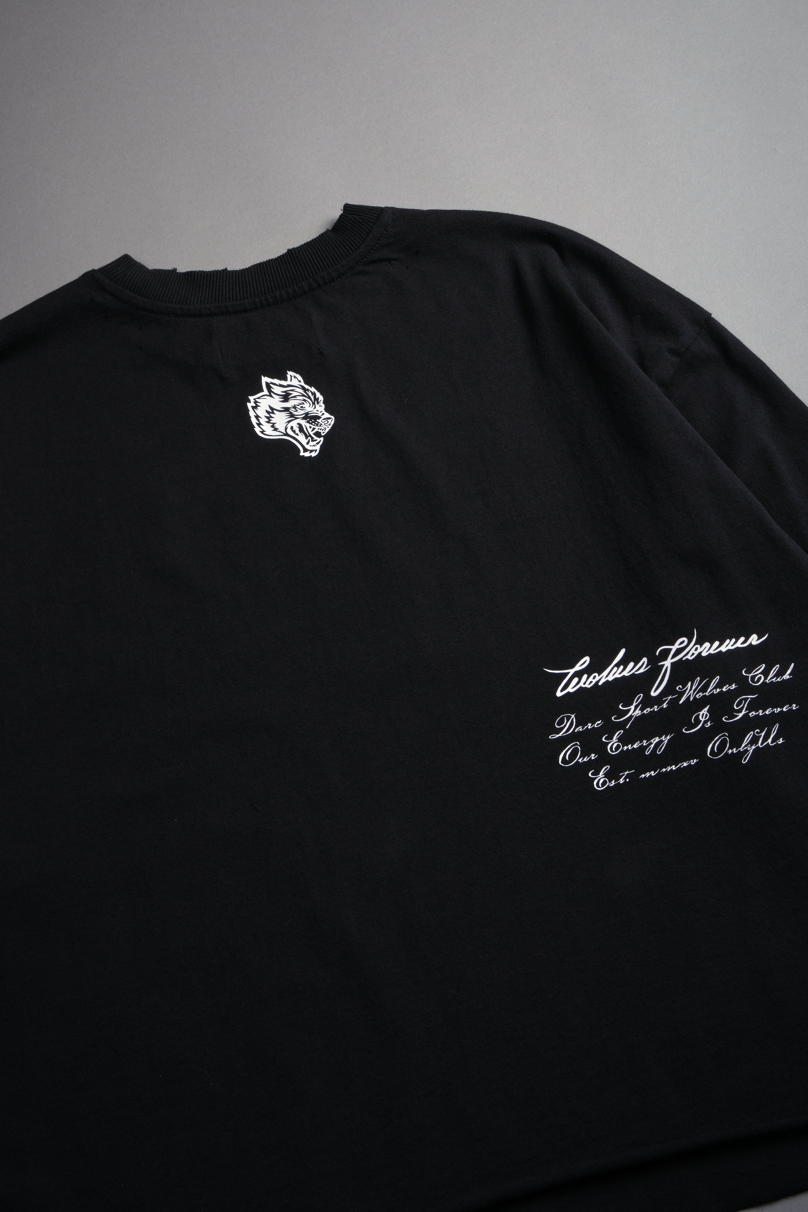 The Great Wave Distressed Grunge Box Cut Tee V2 in Black