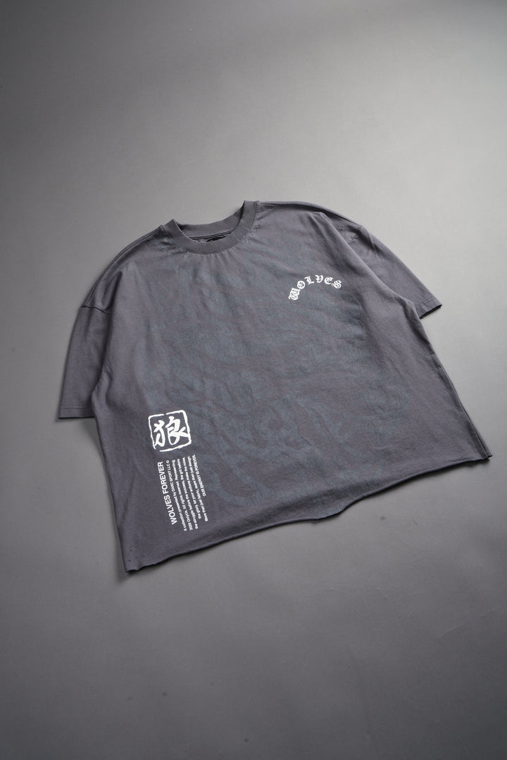 Okami Inferno Distressed Grunge Box Cut Tee V2 in Slate Gray
