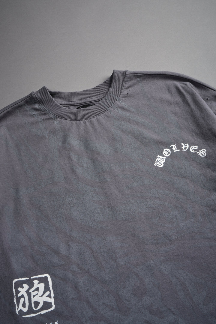 Okami Inferno Distressed Grunge Box Cut Tee V2 in Slate Gray