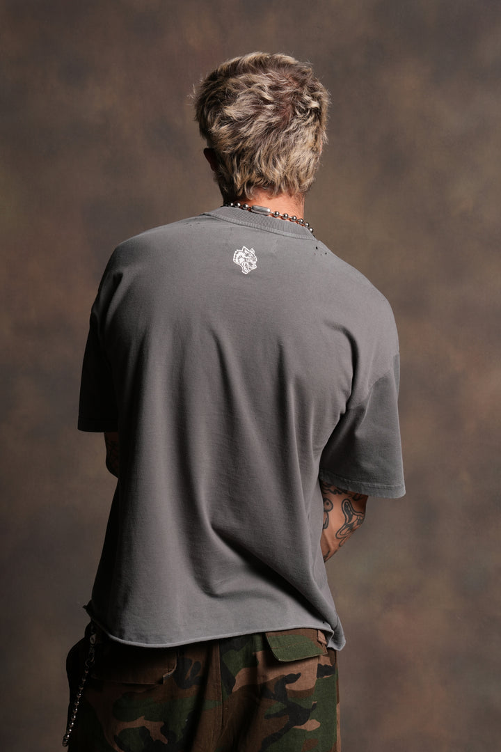 Darc Blossom Distressed Grunge Mid Length Raw Hem Tee in Slate Gray
