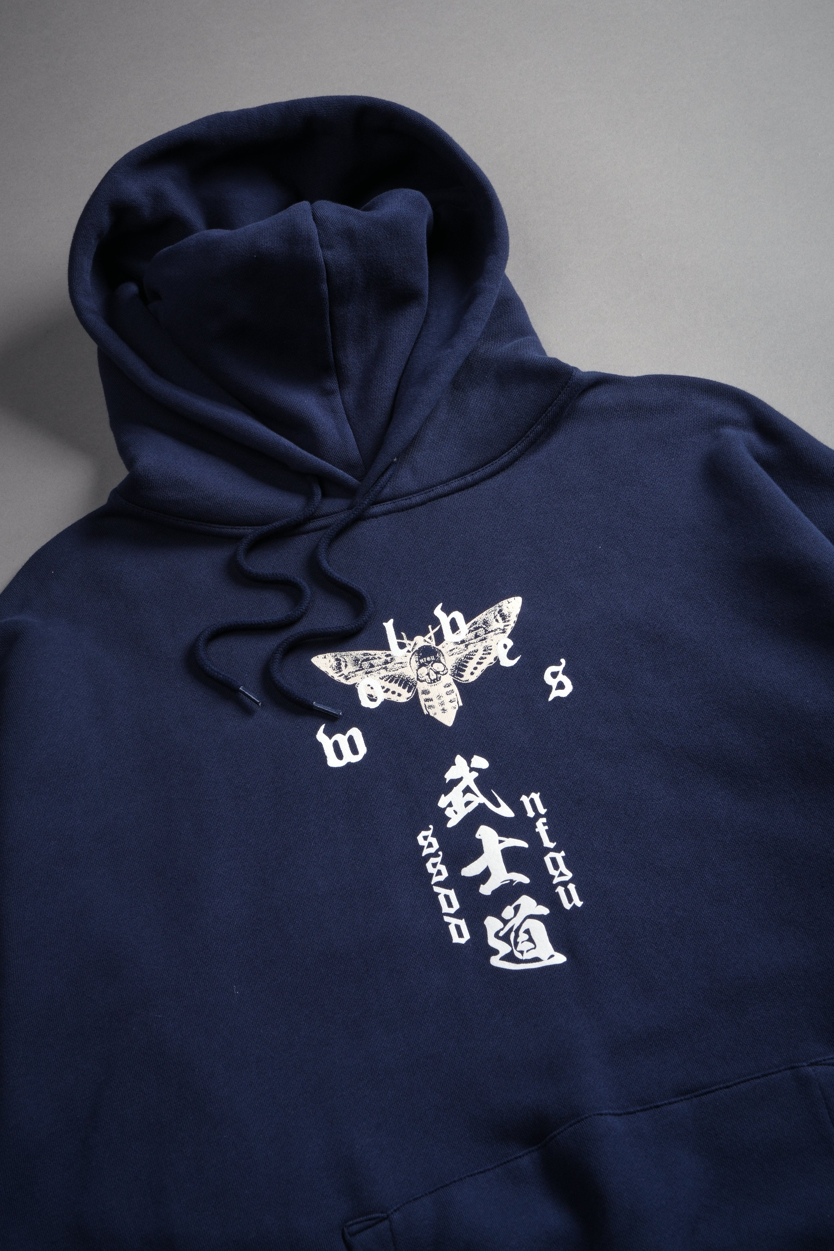 Shinigami'S Embrace Bishop Hoodie in Navy