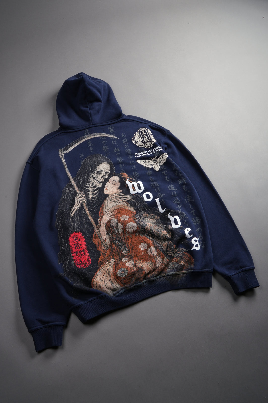 Shinigami'S Embrace Bishop Hoodie in Navy