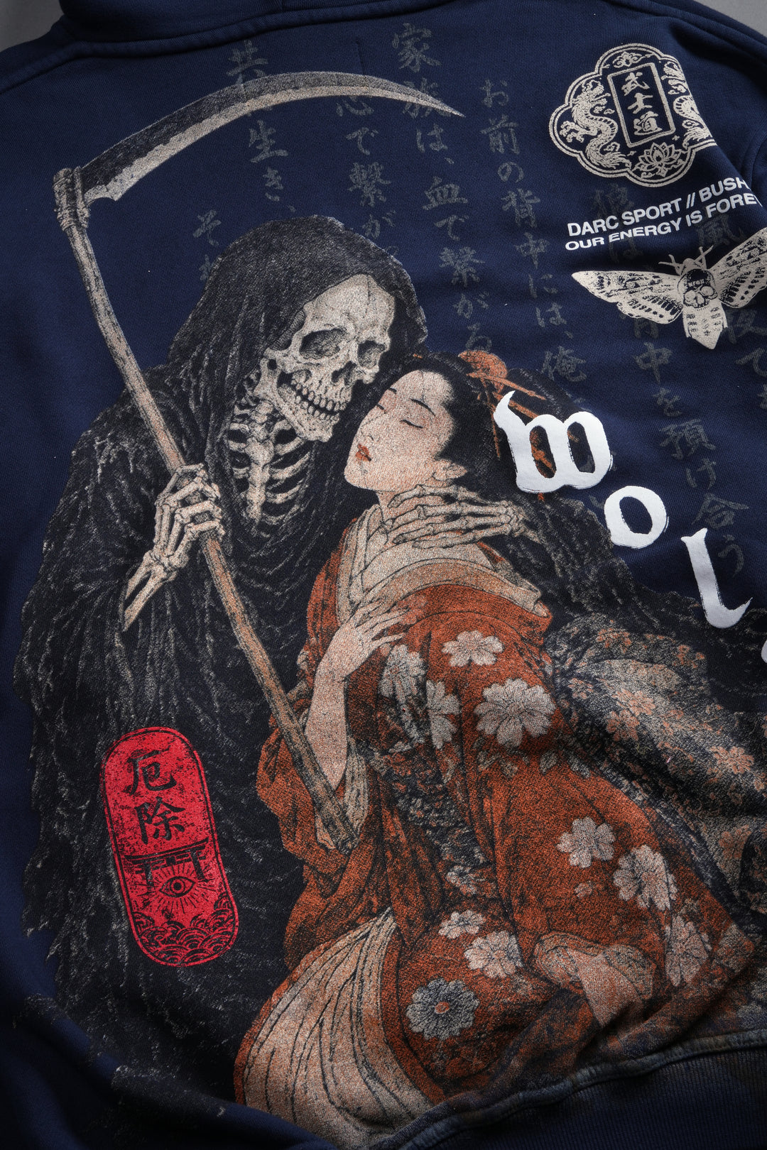 Shinigami'S Embrace Bishop Hoodie in Navy