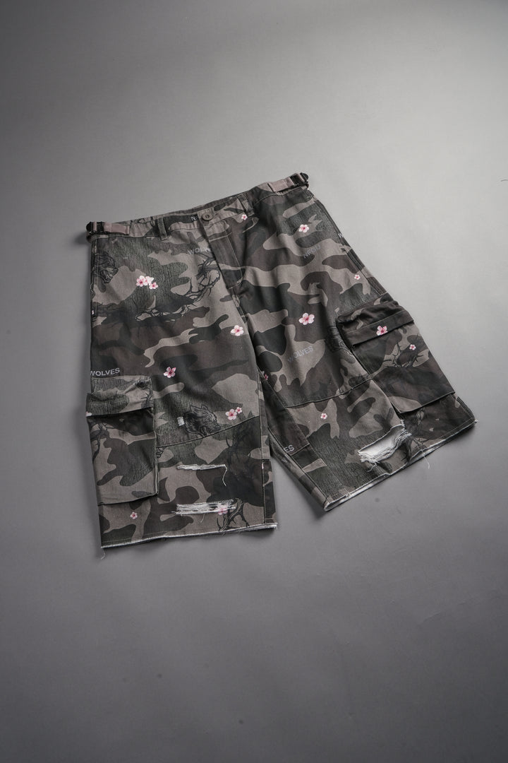 Wolf Pyramid Duke Cargo Shorts in Warrior In A Garden Green Camo