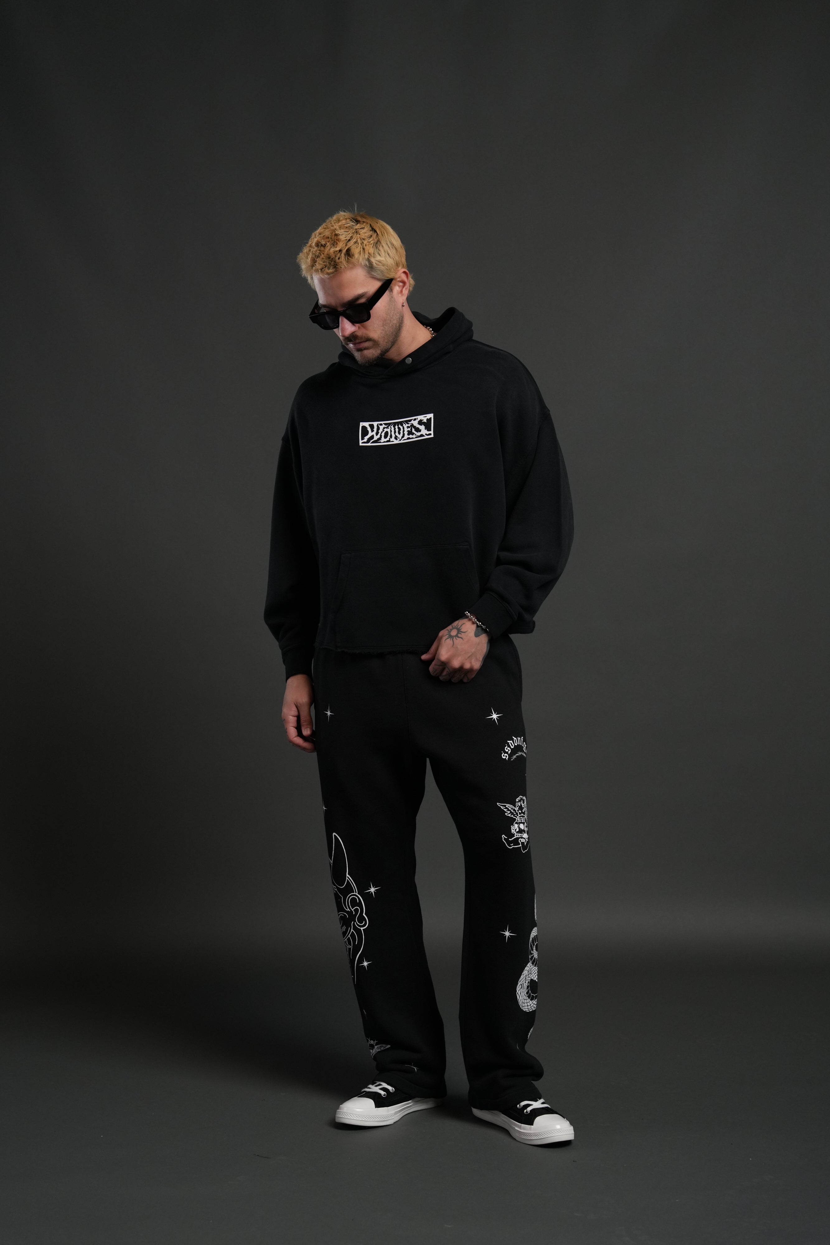 Oni Wolves Bigelow Cargo Sweat Pants in Black