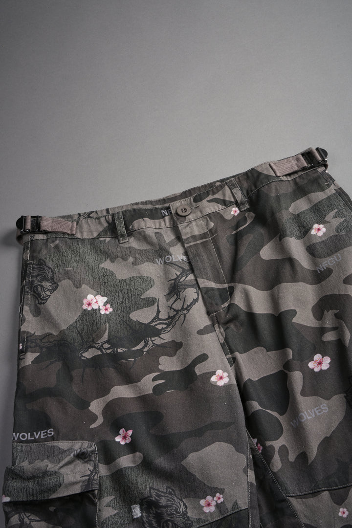 Wolf Pyramid Duke Cargo Shorts in Warrior In A Garden Green Camo