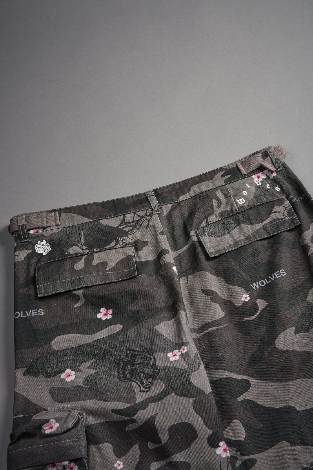 Wolf Pyramid Duke Cargo Shorts in Warrior In A Garden Green Camo