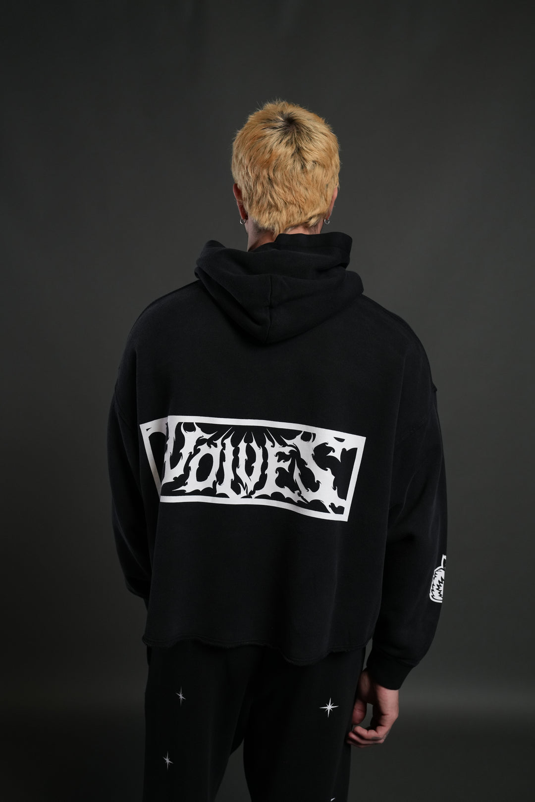 Midnight Wolves Raw Hem "Box Cut" Pierce Hoodie in Black Drift Wash