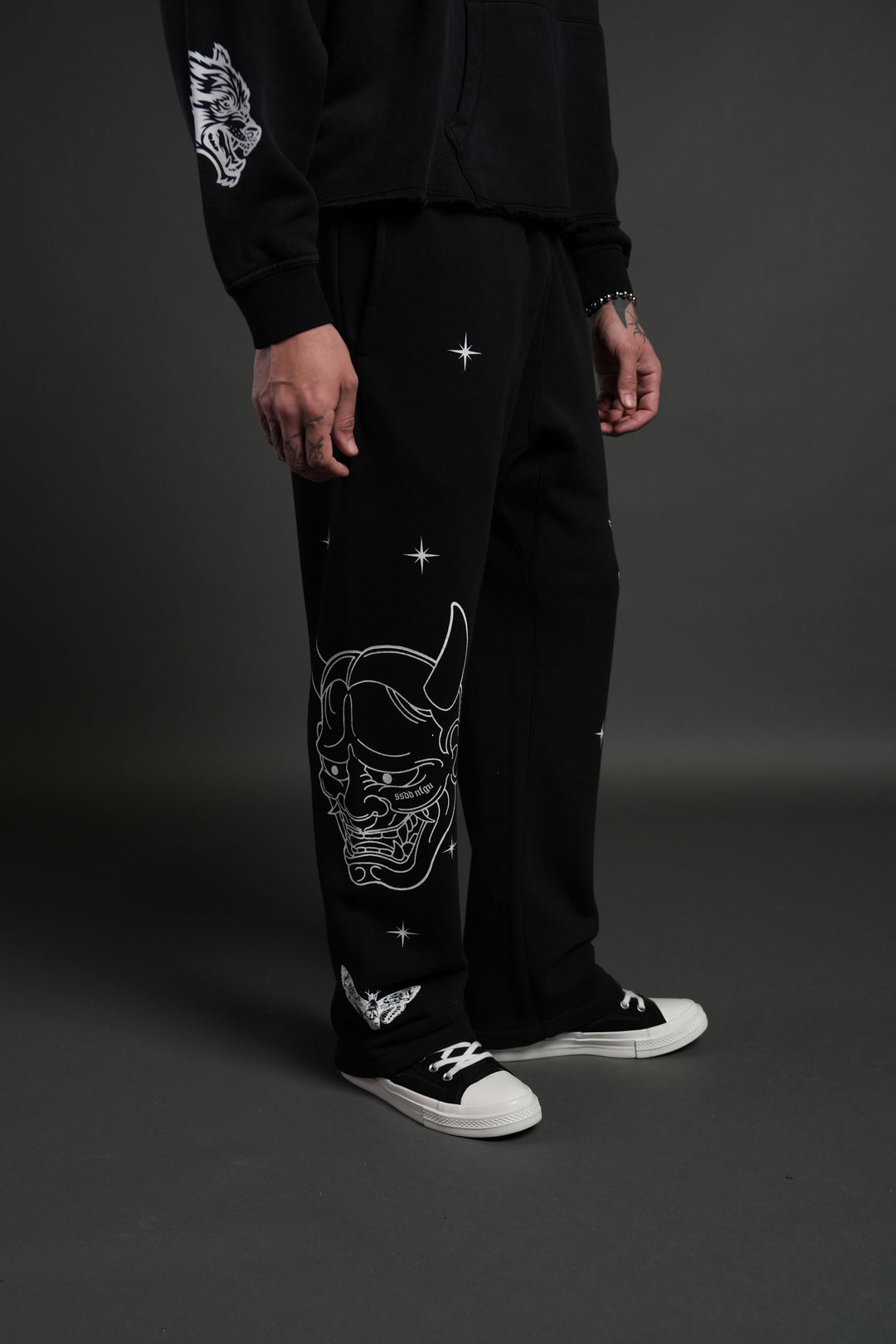 Oni Wolves Bigelow Cargo Sweat Pants in Black