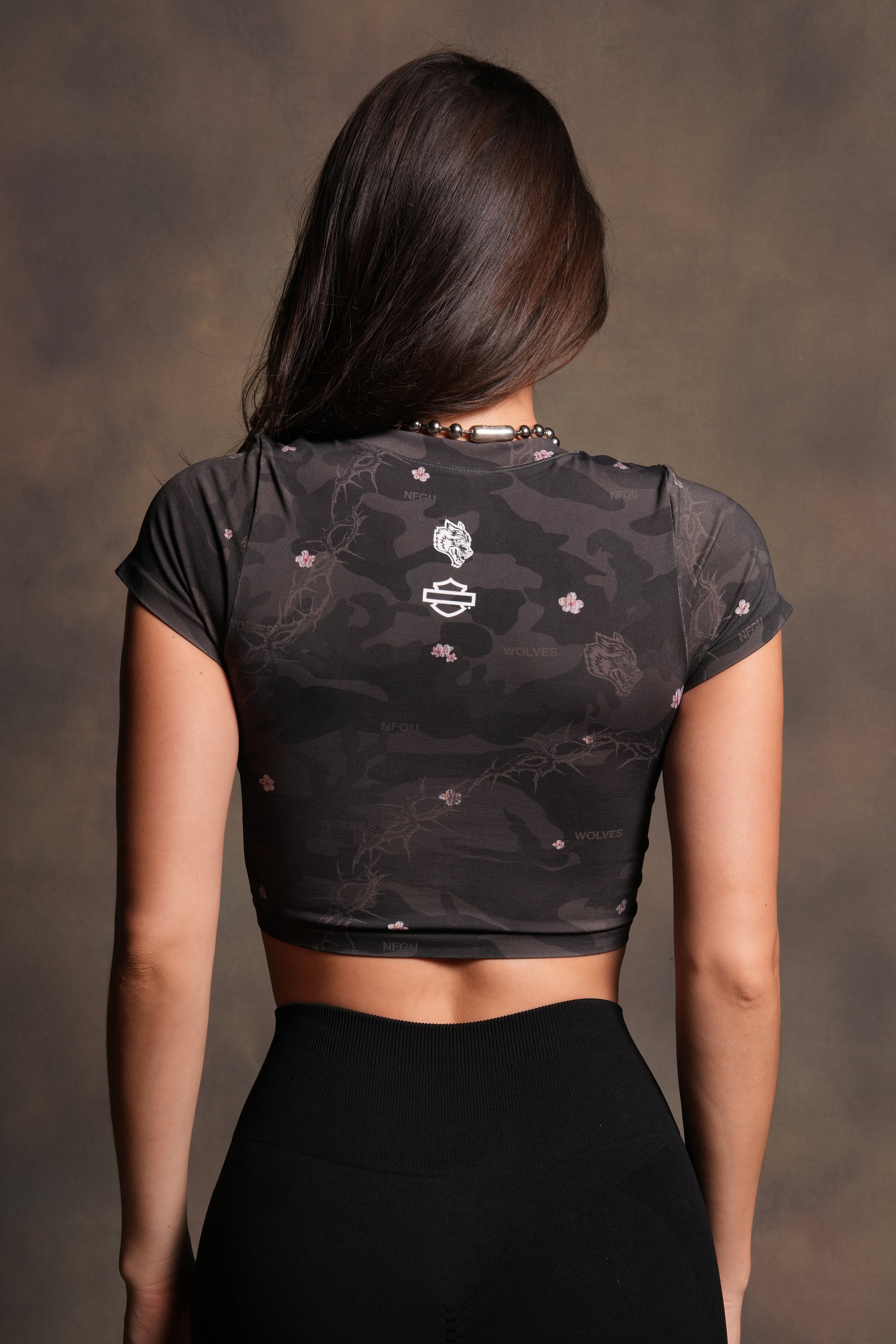 Harley Wolves Taylor Soft Seamless Tee in Warrior In A Garden Black Camo