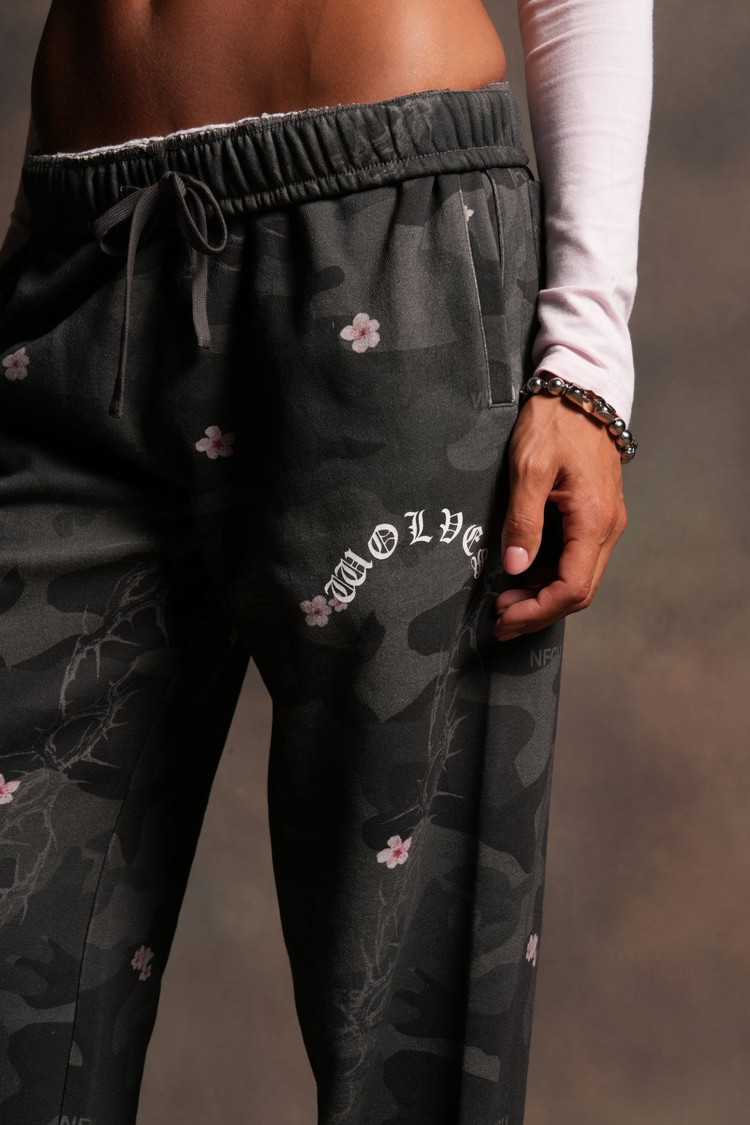Wolf Chopper Big Cozy Sweats in Warrior In A Garden Black Camo