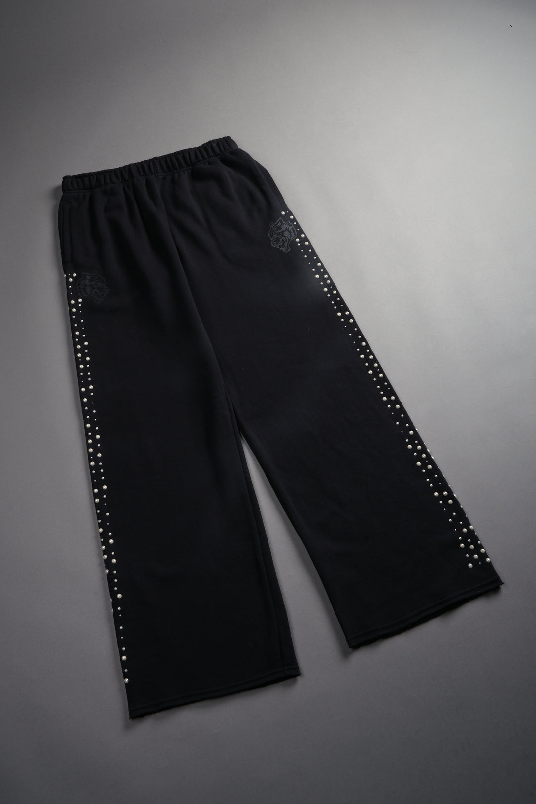Okami Forever Big Cozy Unisex Sweats in Black