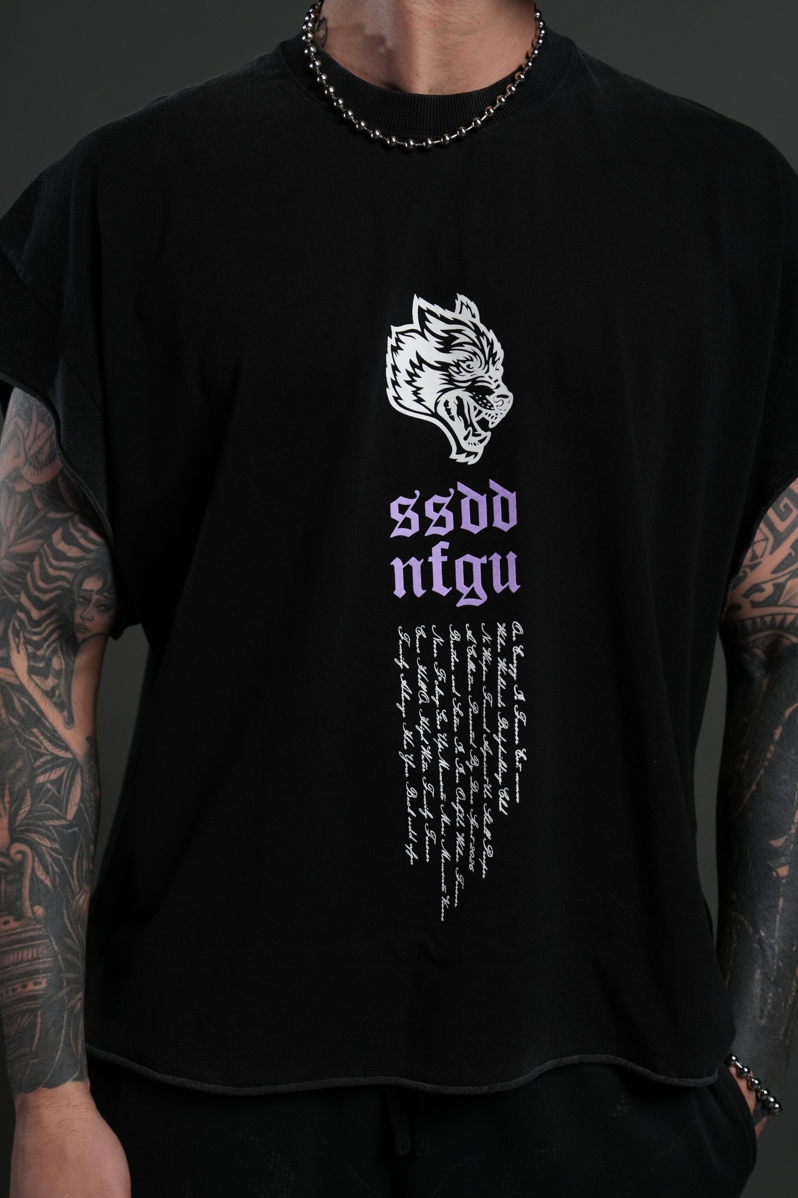 Fallen Angel Grunge Cut-Off Tee in Black