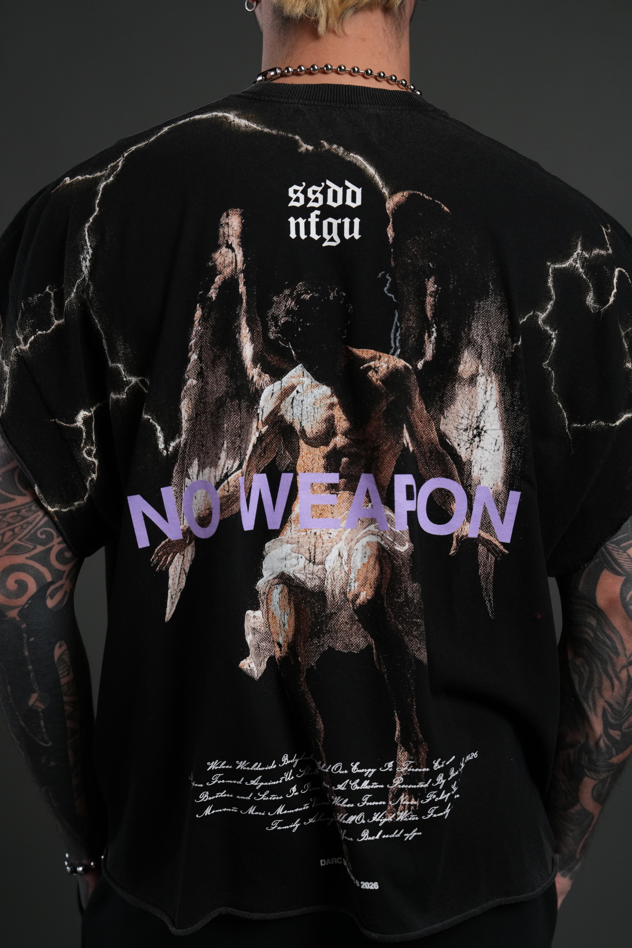 Fallen Angel Grunge Cut-Off Tee in Black