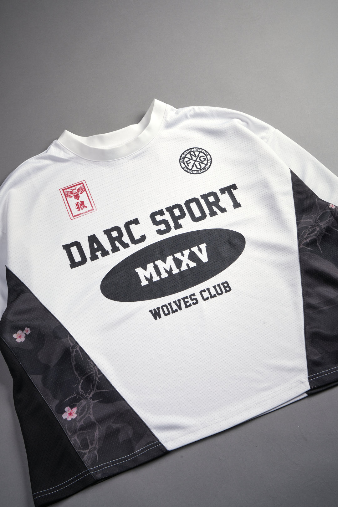 Ds Warrior Naldo Sports Jersey in Cream/Black