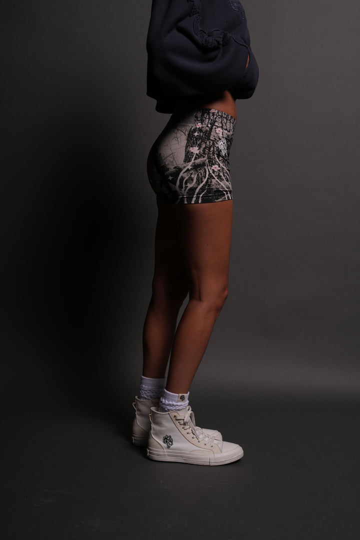 Warrior's Fire Everson Seamless Katya Shorts in Starry Blossom Woodland Camo