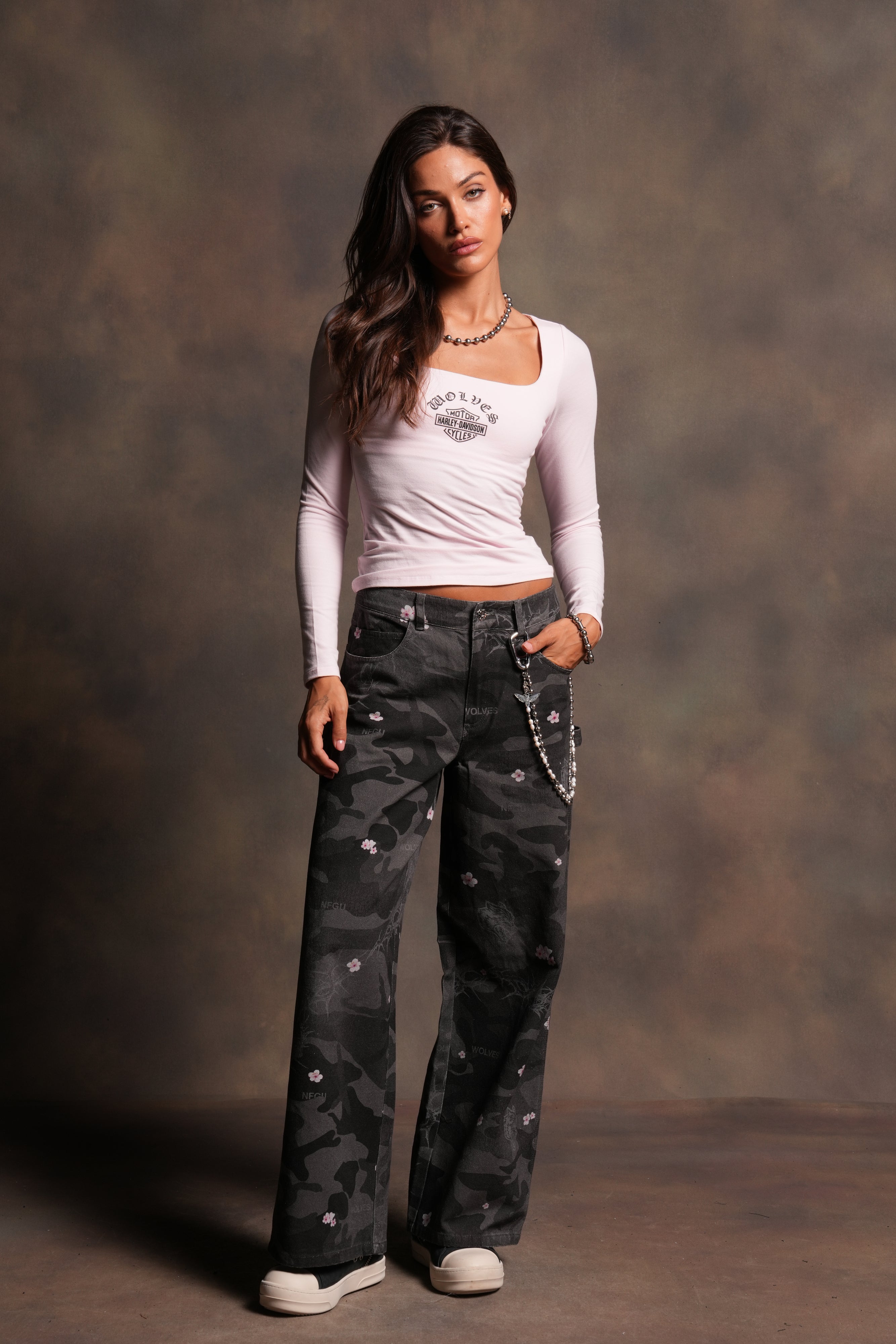 Wolves Chopper Wide Leg Carpenter Pant in Warrior In A Garden Black Camo