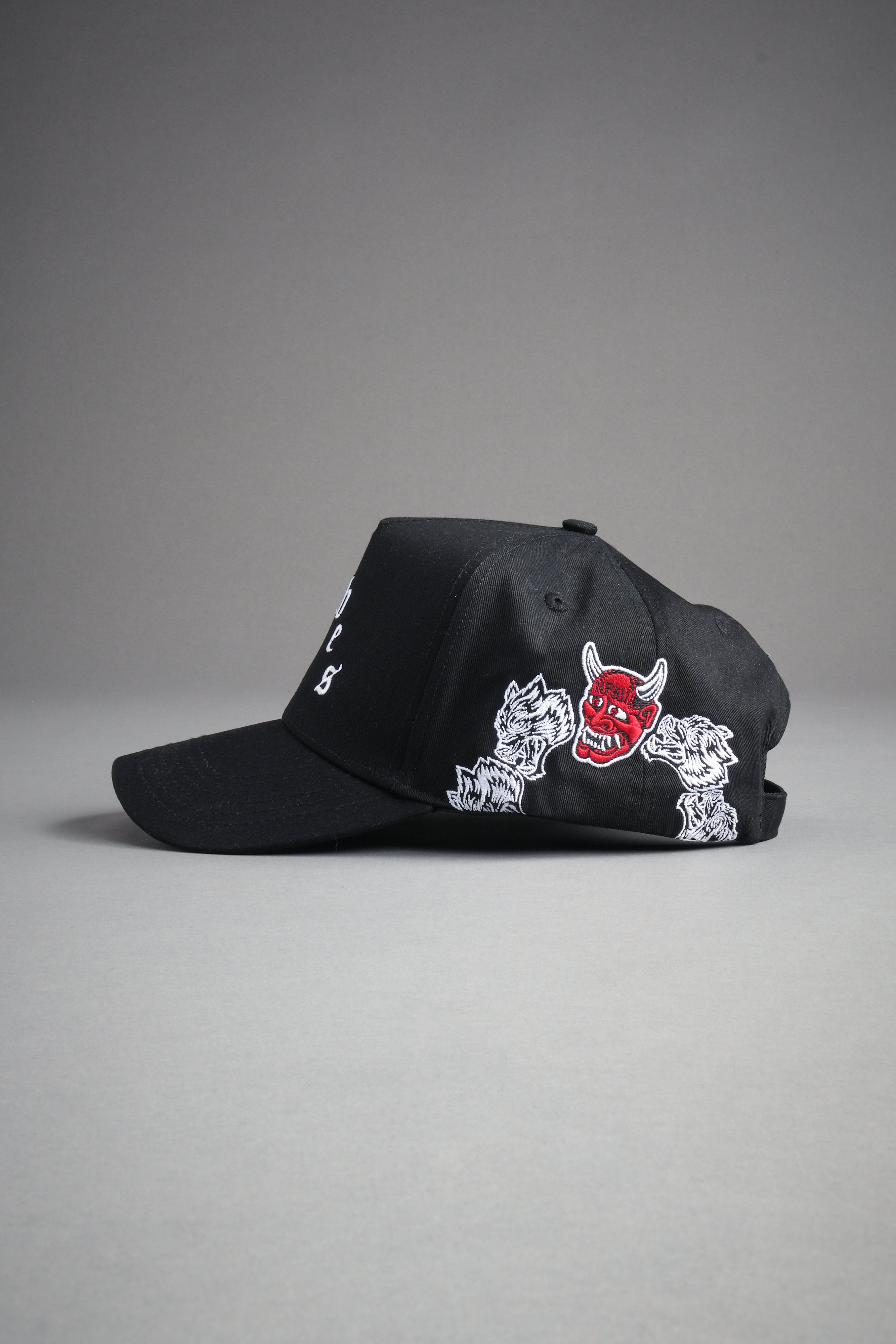 Surrounded Oni 5 Panel Hat in Black