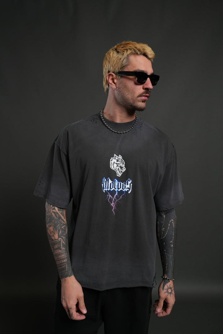 Wolves Lightning Distressed Grunge Tee in Wolf Gray Drift Wash