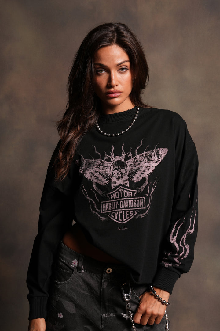 H-D Moth Inferno Distressed Grunge Box Cut Ls Tee in Black