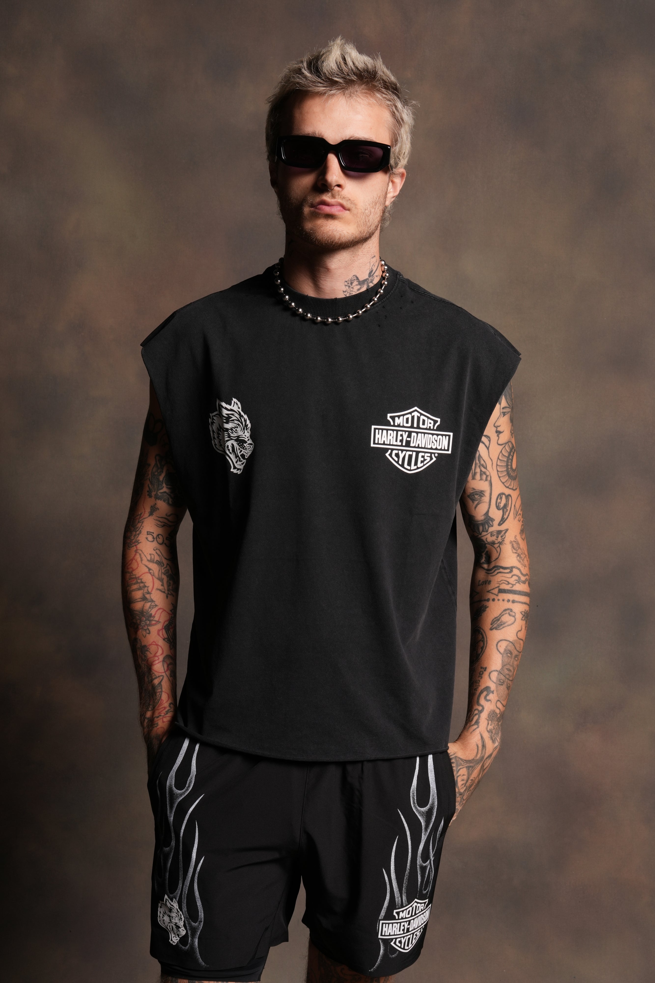Live Free H-D Distressed Grunge Mid Length Raw Hem Muscle Tee in Washed Black