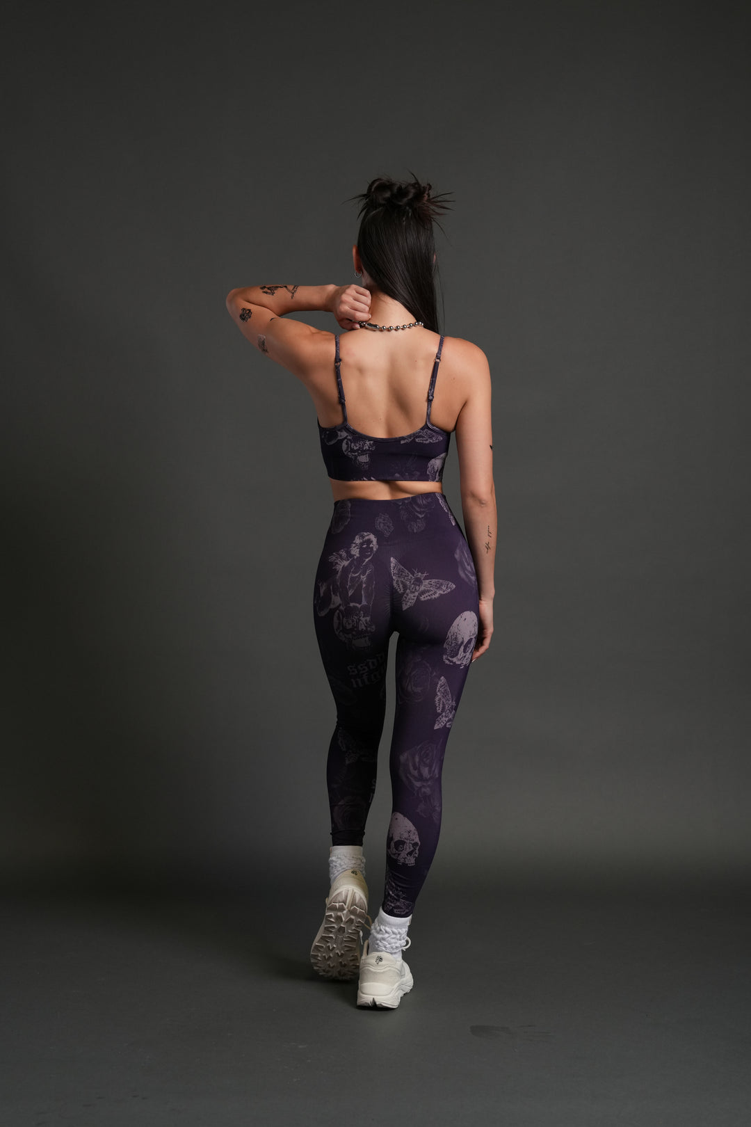 Dual Wolf V2 "Everson" Scrunch Leggings in Purple Vanitas Flora