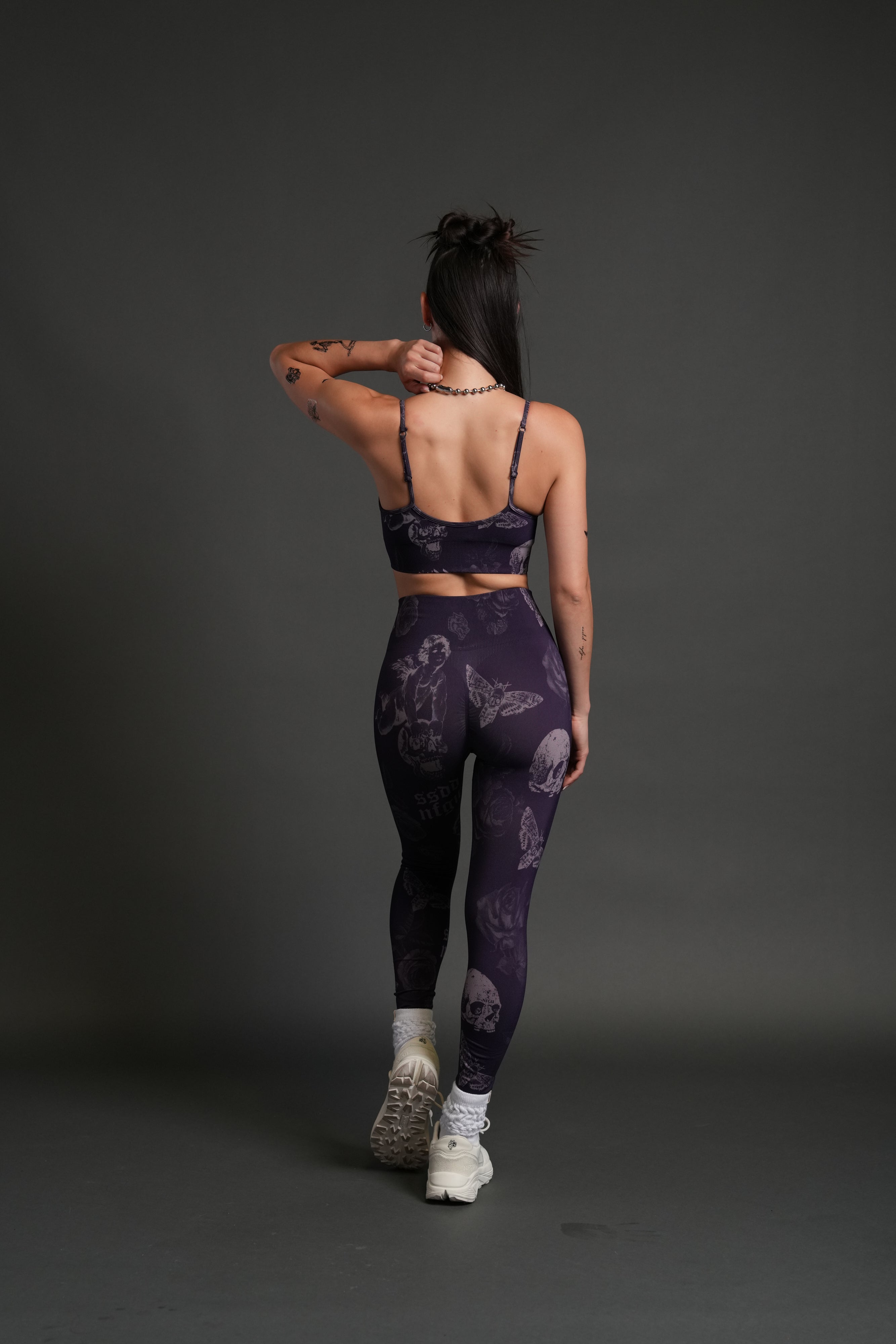 Dual Wolf V2 "Everson" Scrunch Leggings in Purple Vanitas Flora