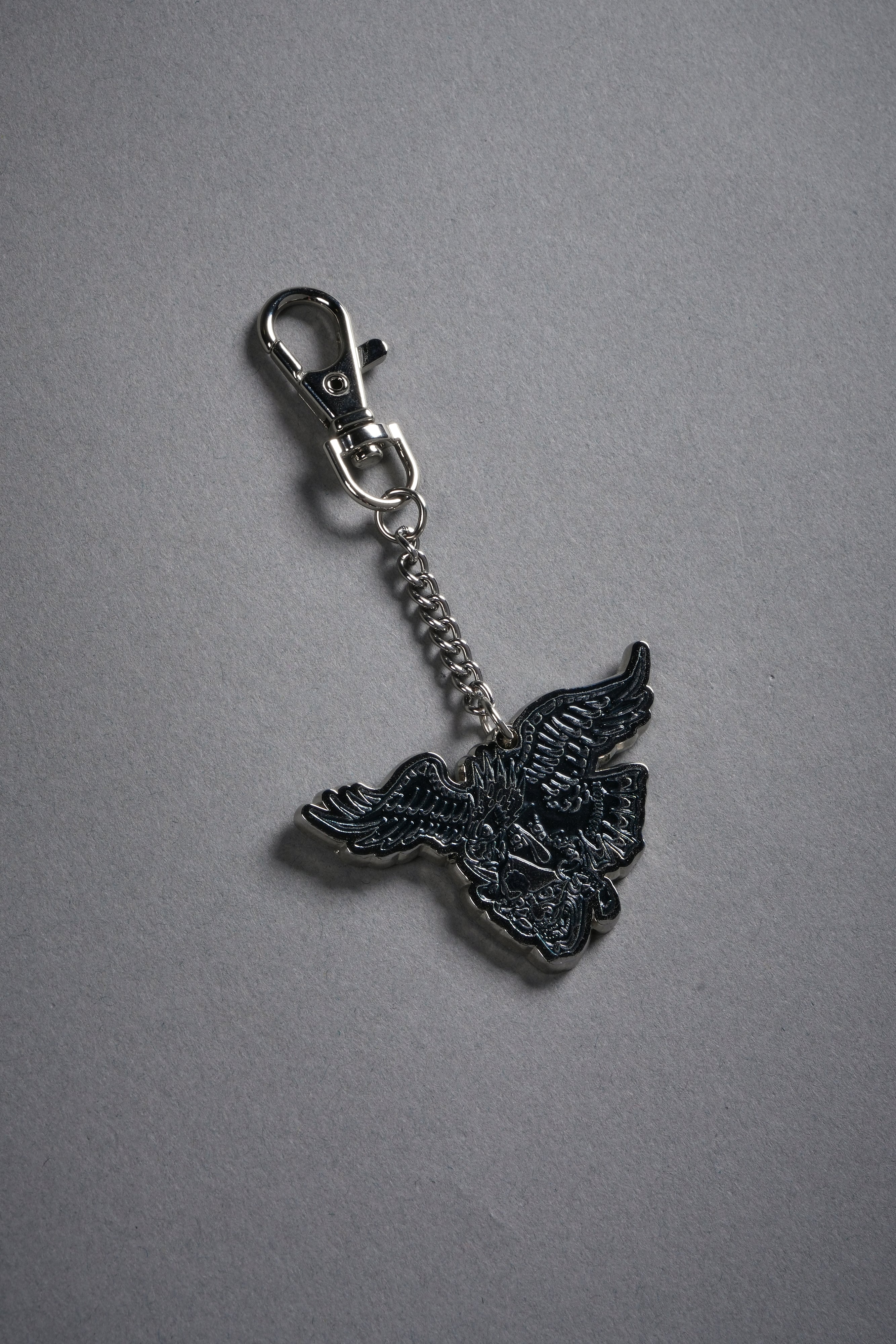 Eagle Oni Mask Keychain in Silver/Black
