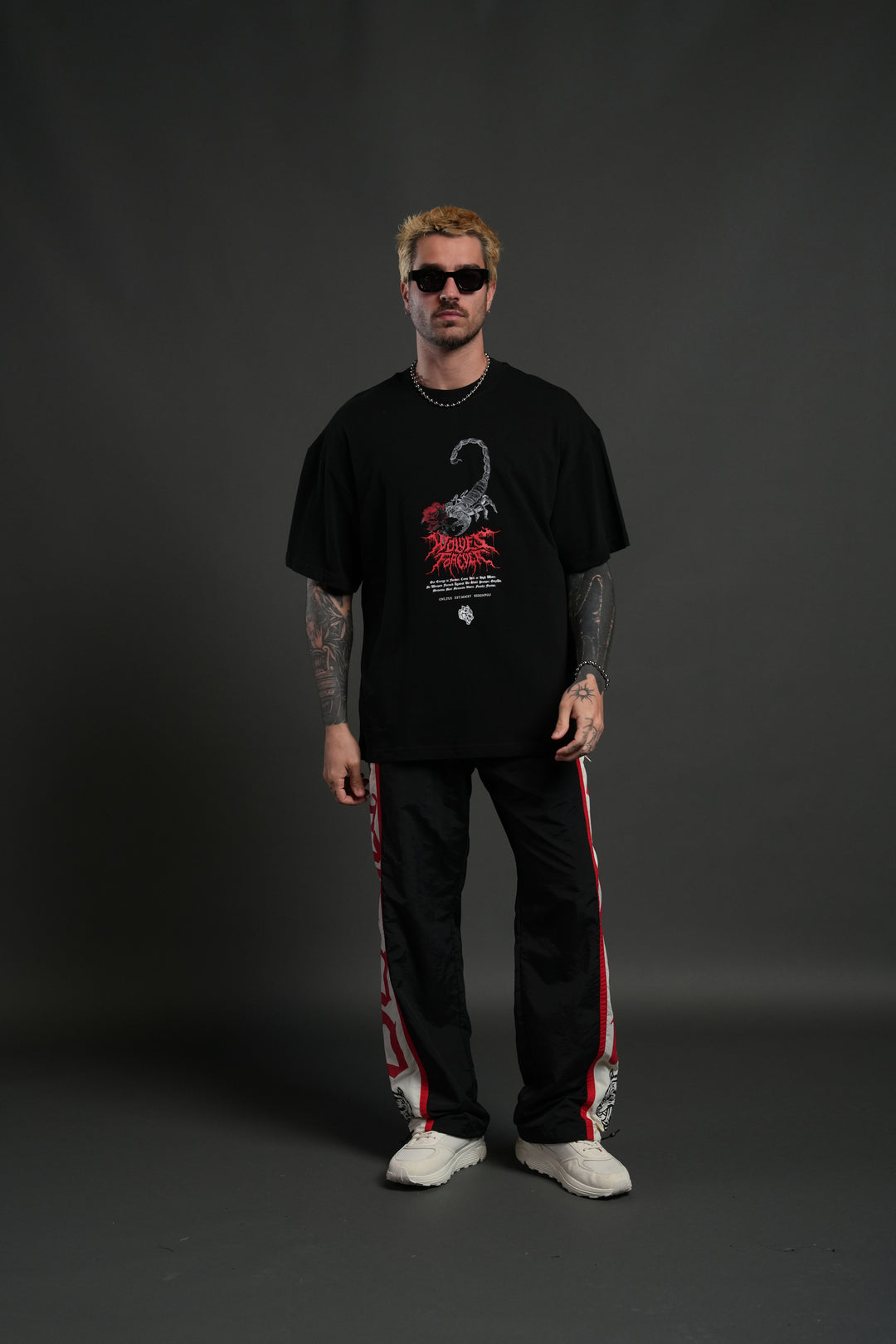 SSDDNFGU Remind Track Pants in Black/Cream/Red