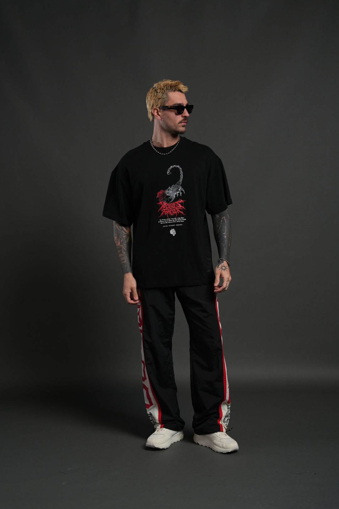 Scorpion Thorns "Premium" Oversized Tee in Black