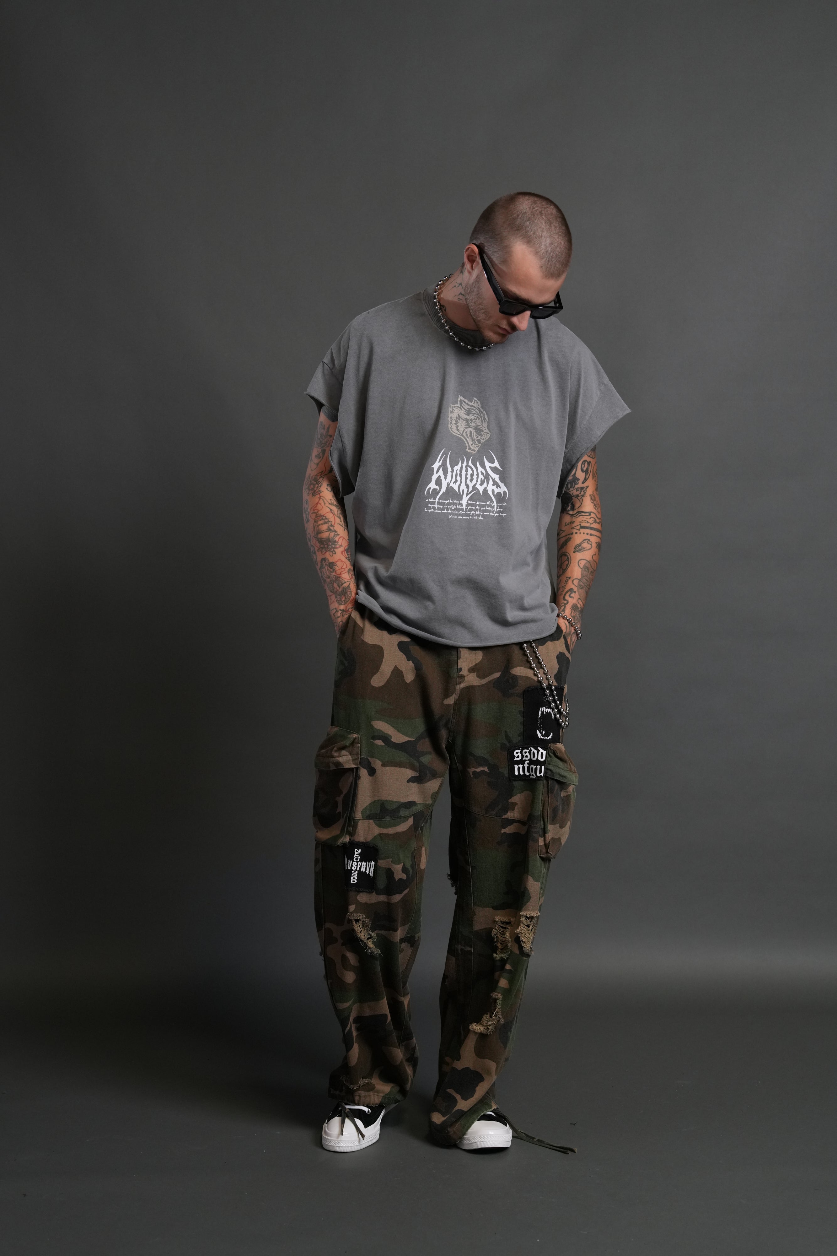 Shadow Shaman Grunge Cut-Off Tee in Dove Gray