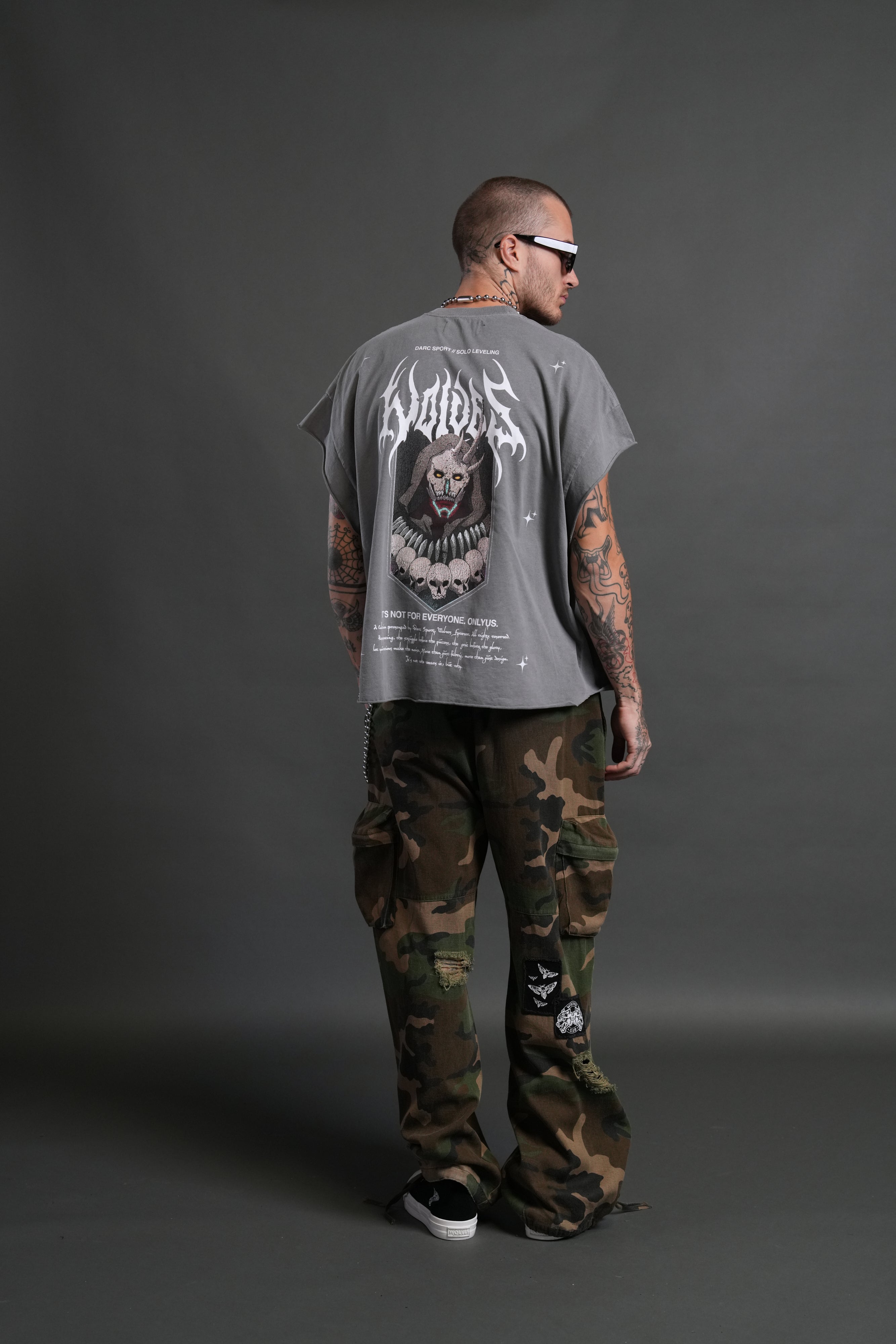 Shadow Shaman Grunge Cut-Off Tee in Dove Gray