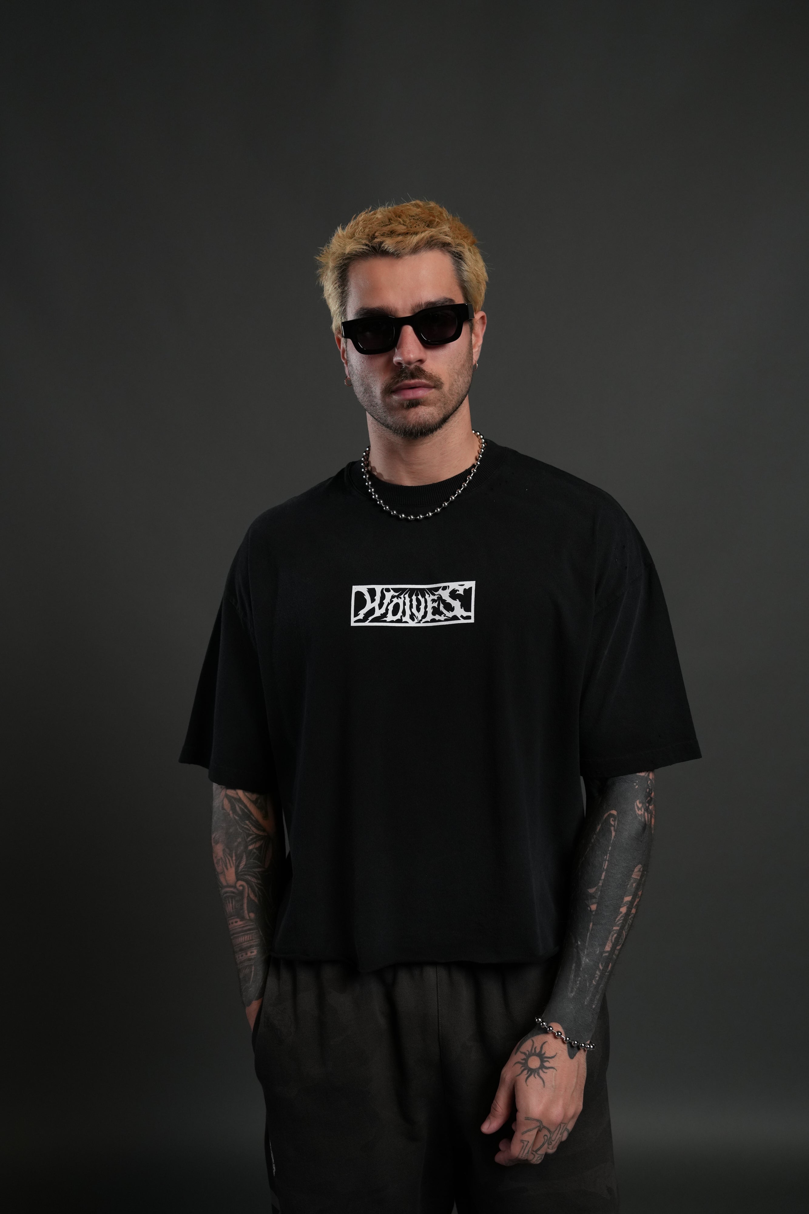 Midnight Wolves Distressed Grunge "Box Cut" Tee V2 in Black Drift Wash