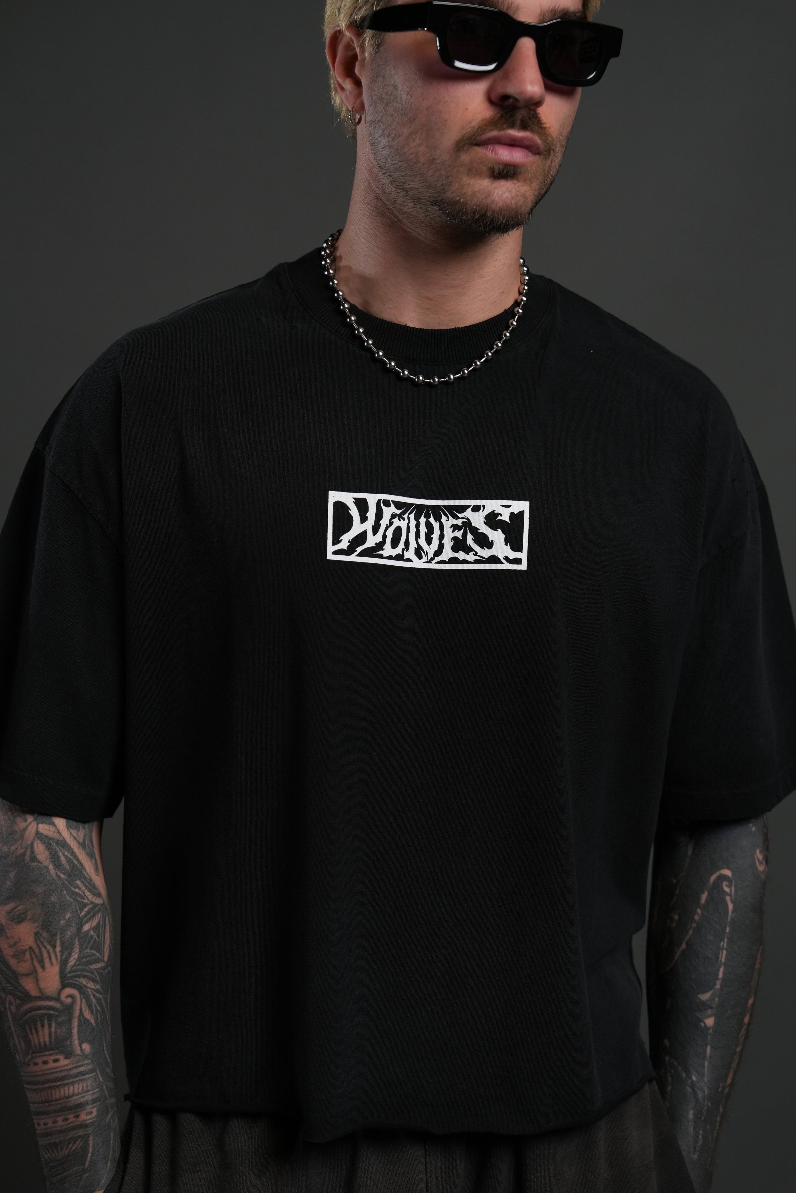 Midnight Wolves Distressed Grunge "Box Cut" Tee V2 in Black Drift Wash